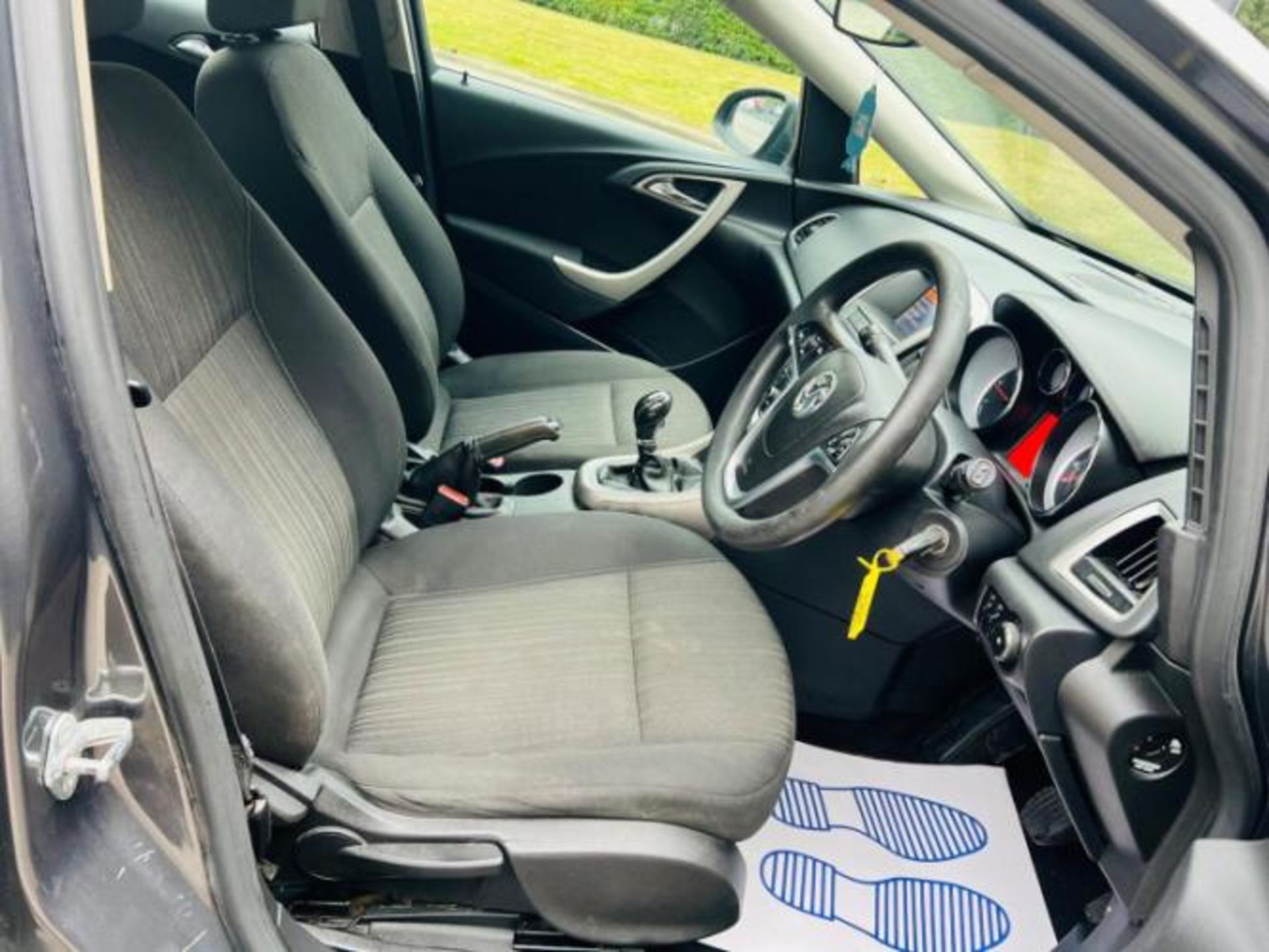 2011 VAUXHALL ASTRA 1.7 CDTI ECOFLEX EXCLUSIV SPORTS TOURER ESTATE>>--NO VAT ON HAMMER--<< - Image 34 of 36