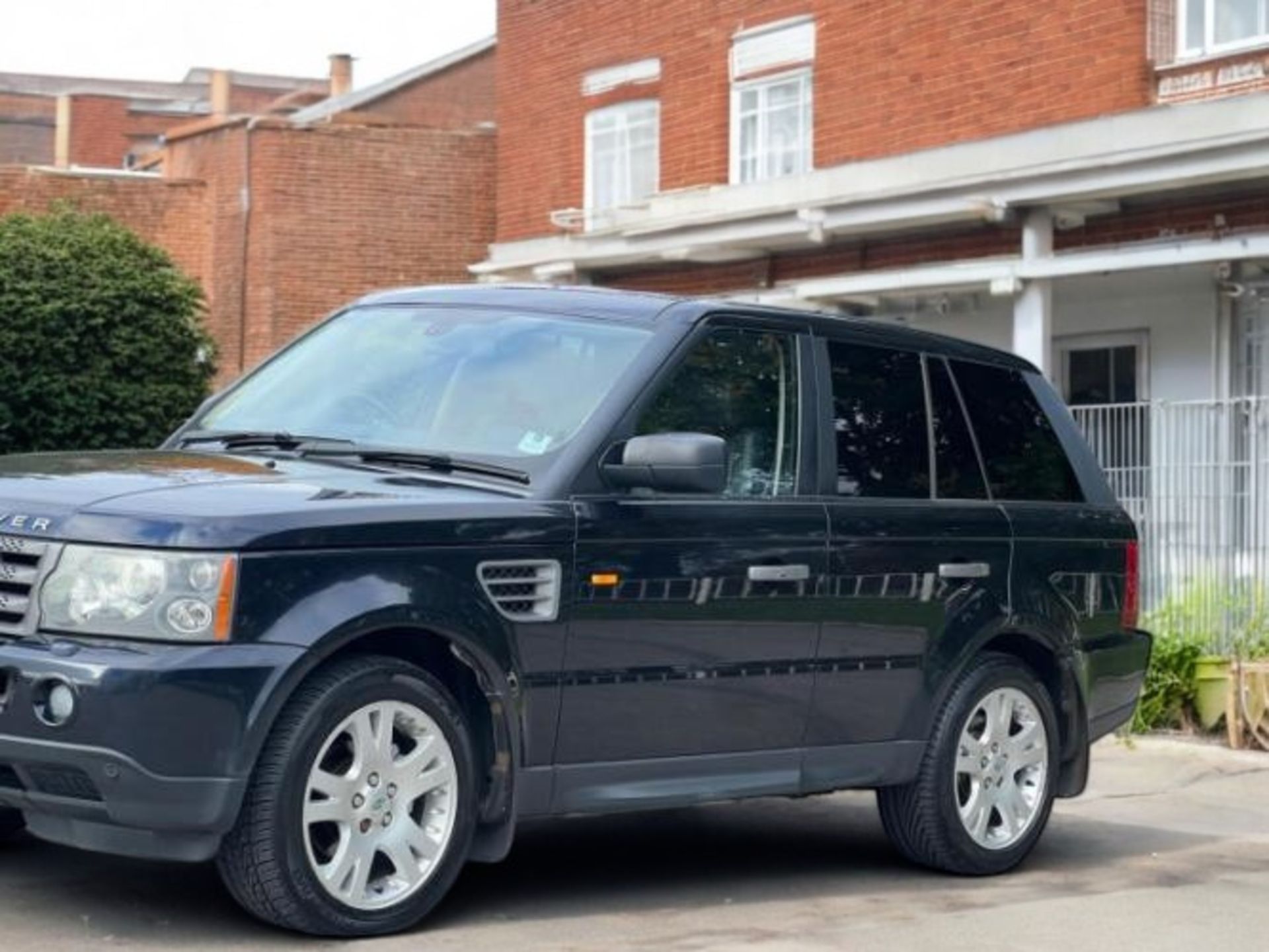 2006 LAND ROVER RANGE ROVER SPORT 2.7 TD V6 HSE STATION WAGON 5DR>>--NO VAT ON HAMMER--<< - Image 4 of 41