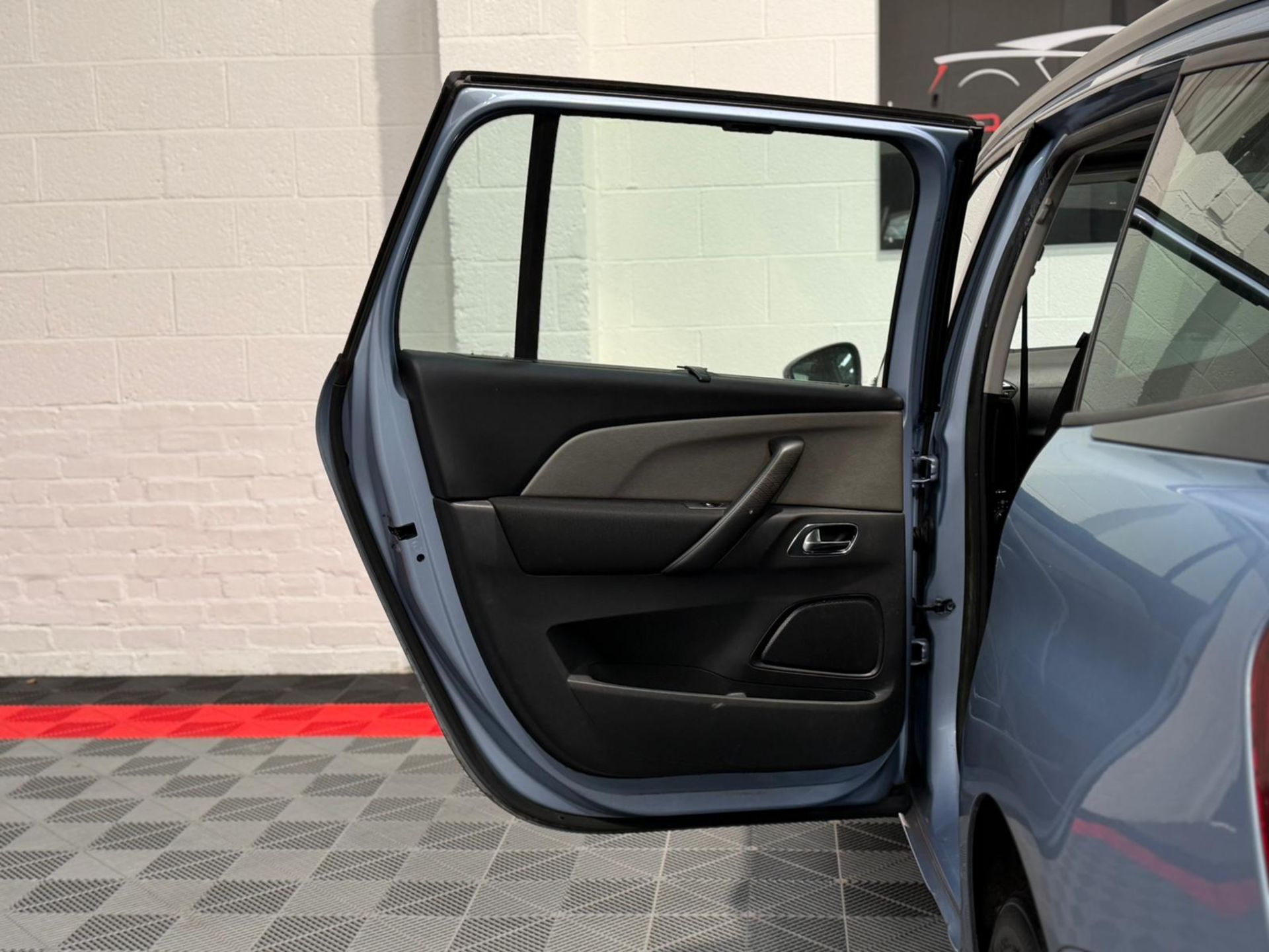 2014 CITROEN GRAND C4 PICASSO 1.6 E-HDI EXCLUSIVE – 7 SEATER >>--NO VAT ON HAMMER--<< - Image 30 of 49