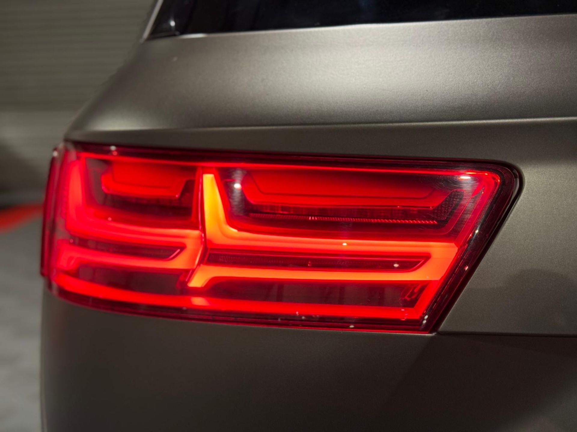 **(ONLY 102K MILEAGE)** 2016 AUDI Q7 3.0 TDI V6 S LINE TIPTRONIC >>--NO VAT ON HAMMER--<< - Image 35 of 48