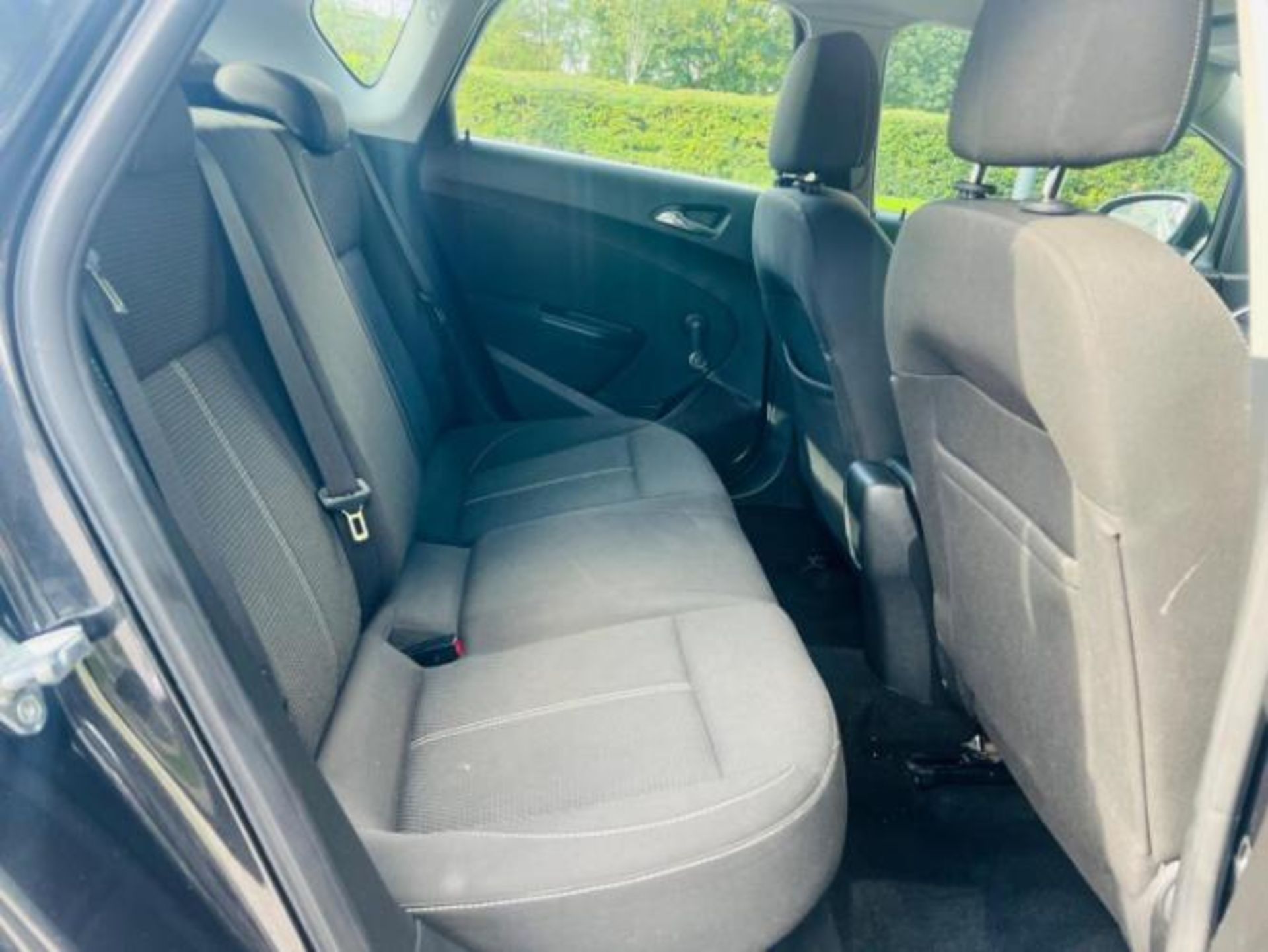 **(ONLY 109K MILEAGE)** 2013 VAUXHALL ASTRA 1.6 16V SRI 5-DOOR HATCHBACK>>--NO VAT ON HAMMER--<< - Image 31 of 40