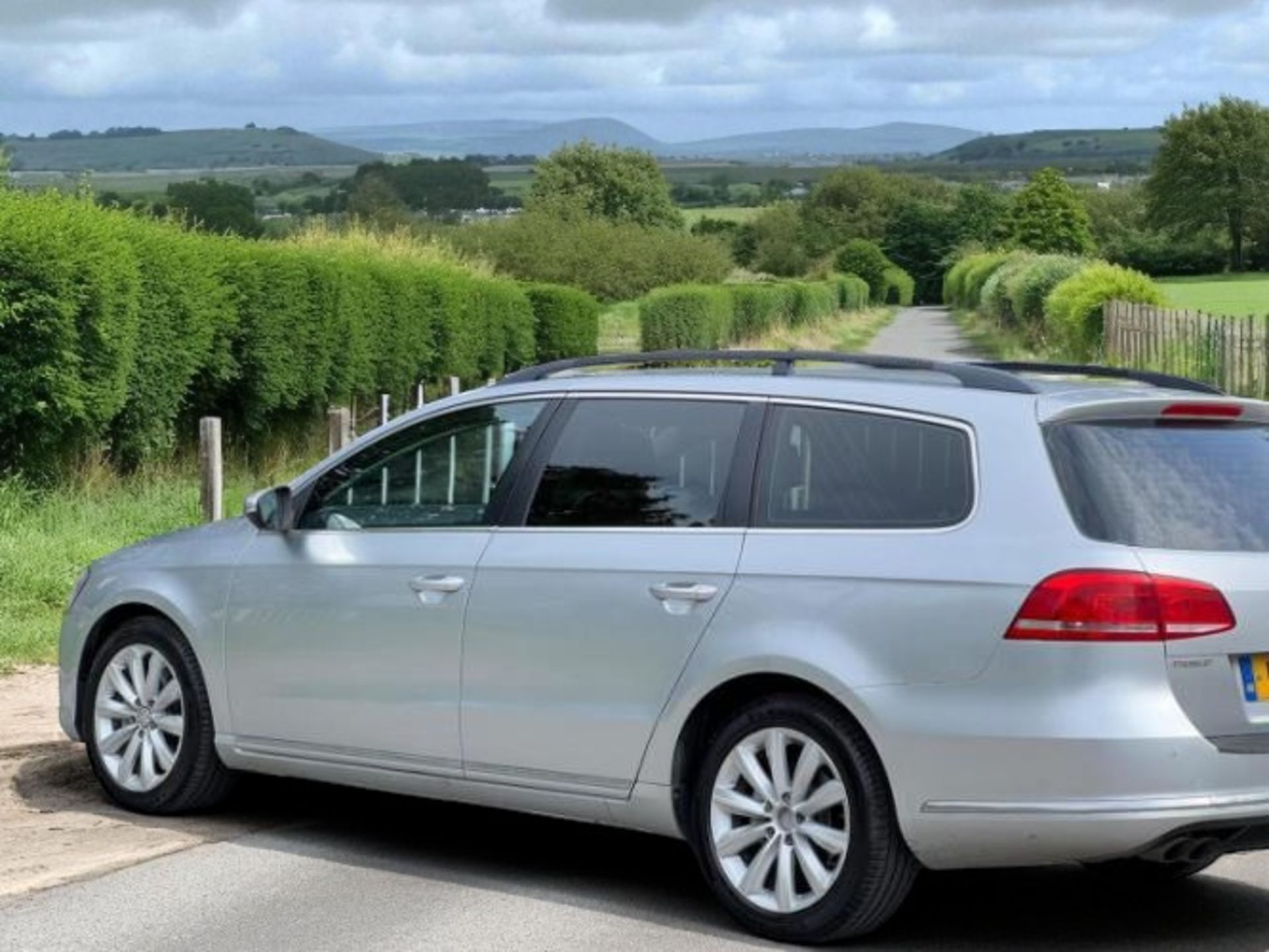 2011 VOLKSWAGEN PASSAT 2.0 TDI BLUEMOTION TECH SE DSG (S/S) 5DR ESTATE>>--NO VAT ON HAMMER--<< - Image 5 of 42