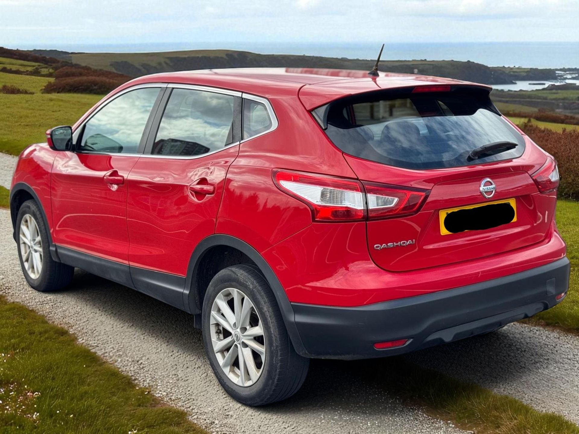 2015 NISSAN QASHQAI ACENTA DIG-T 1.2 PETROL SUV – MANUAL – RED>>--NO VAT ON HAMMER--<< - Image 6 of 14
