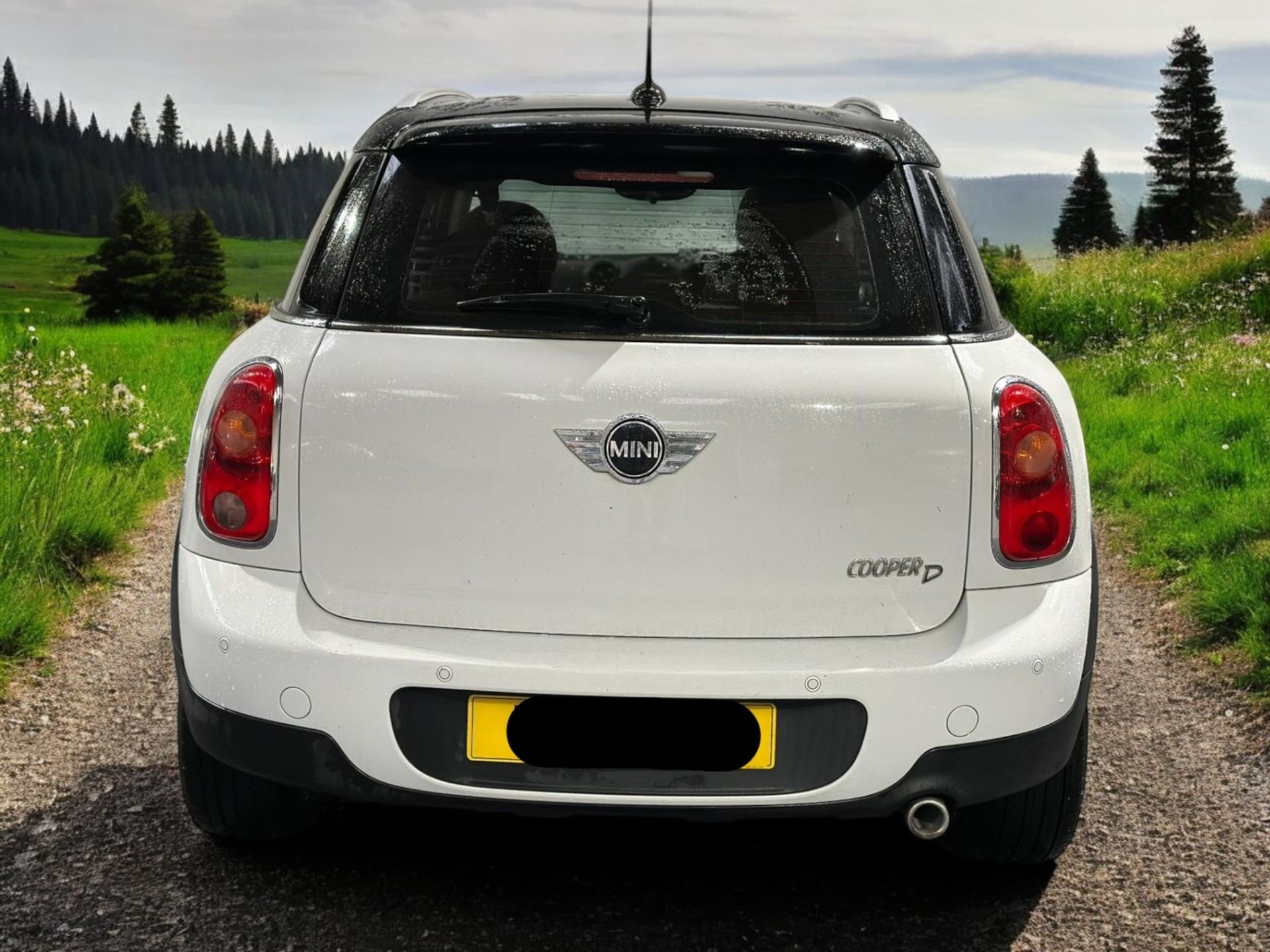 2011 MINI COUNTRYMAN COOPER D – 1.6 DIESEL – MANUAL - Image 6 of 31
