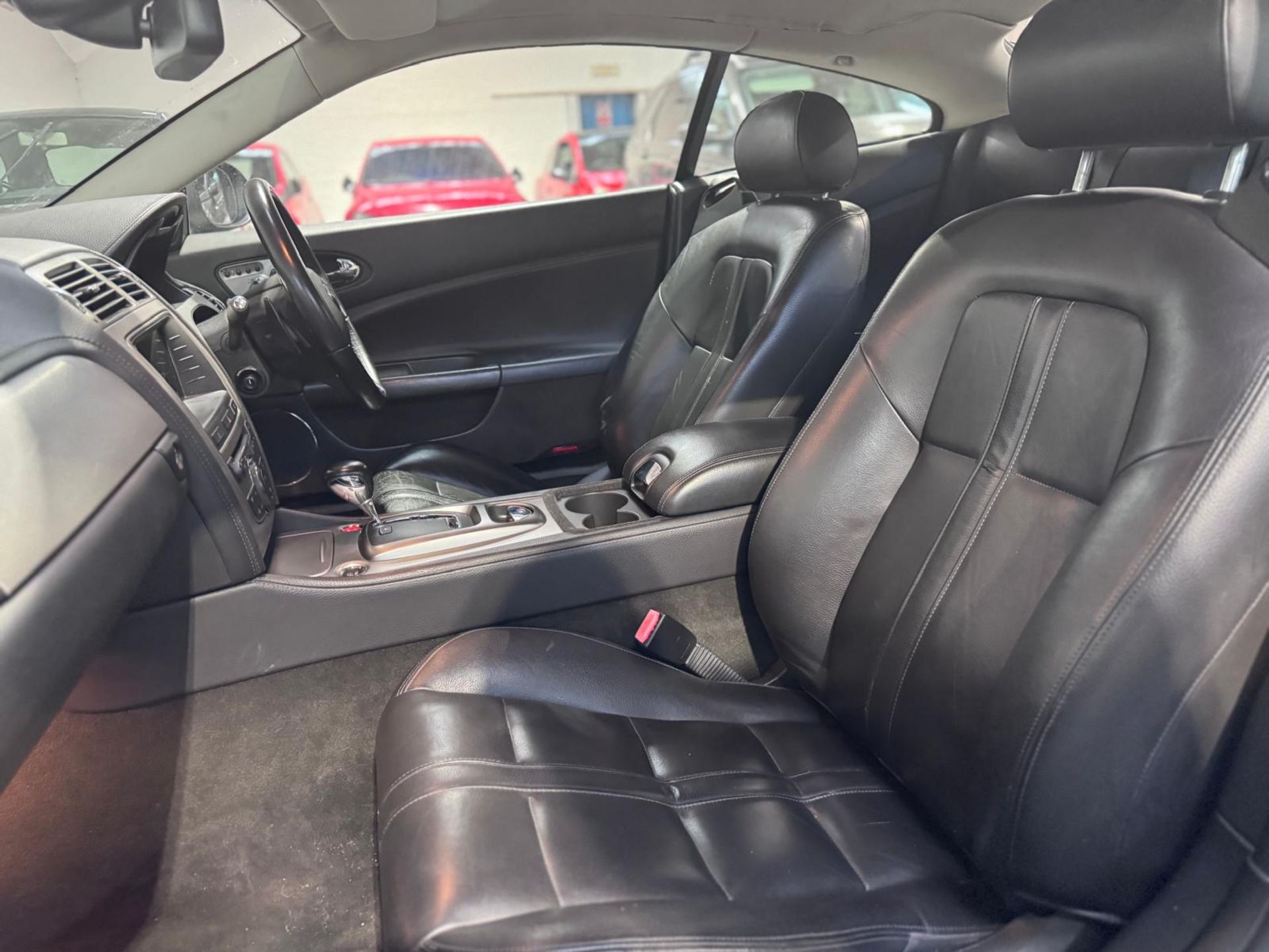 2007 JAGUAR XK 4.2 V8 AUTO – ULEZ COMPLIANT– HUGE HISTORY >>--NO VAT ON HAMMER--<< - Image 28 of 35
