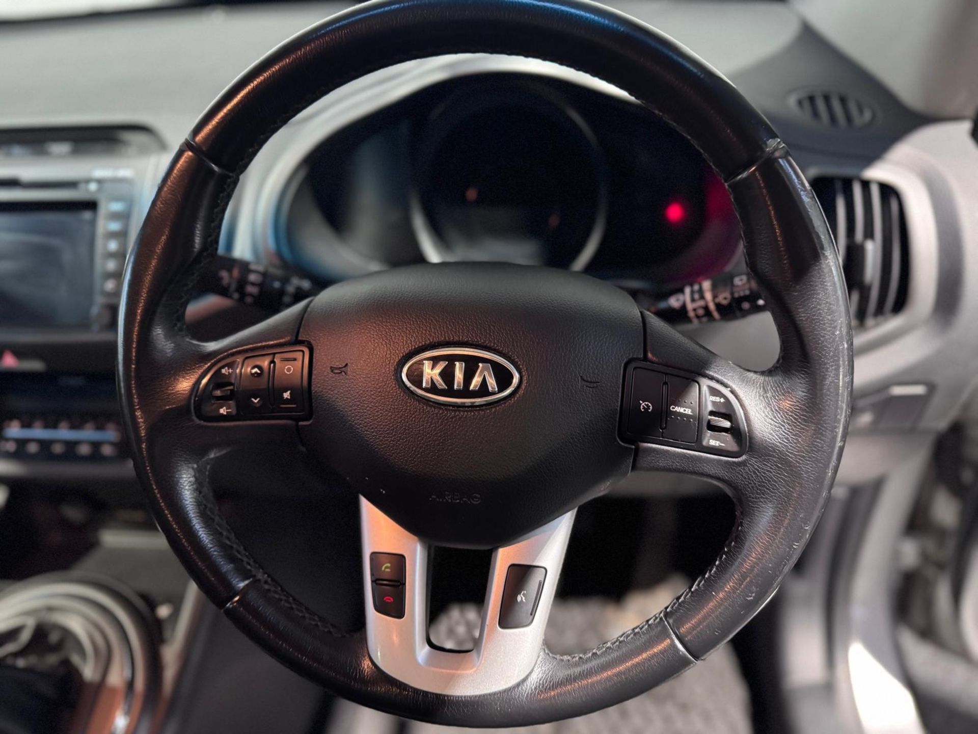 2012 KIA SPORTAGE KX-3 SAT NAV CRDI >>--NO VAT ON HAMMER--<< - Image 18 of 43