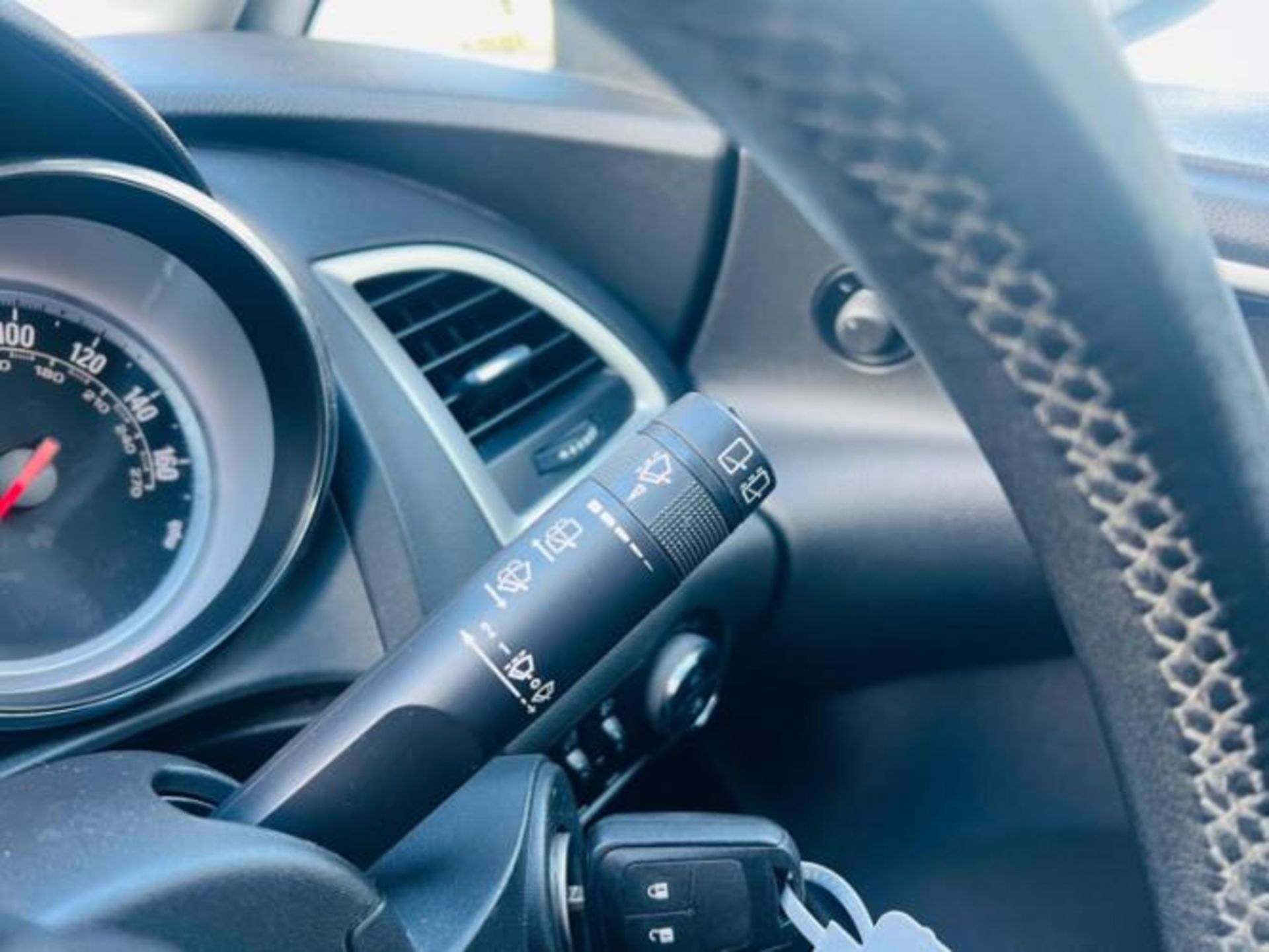 **(ONLY 109K MILEAGE)** 2013 VAUXHALL ASTRA 1.6 16V SRI 5-DOOR HATCHBACK>>--NO VAT ON HAMMER--<< - Image 18 of 40