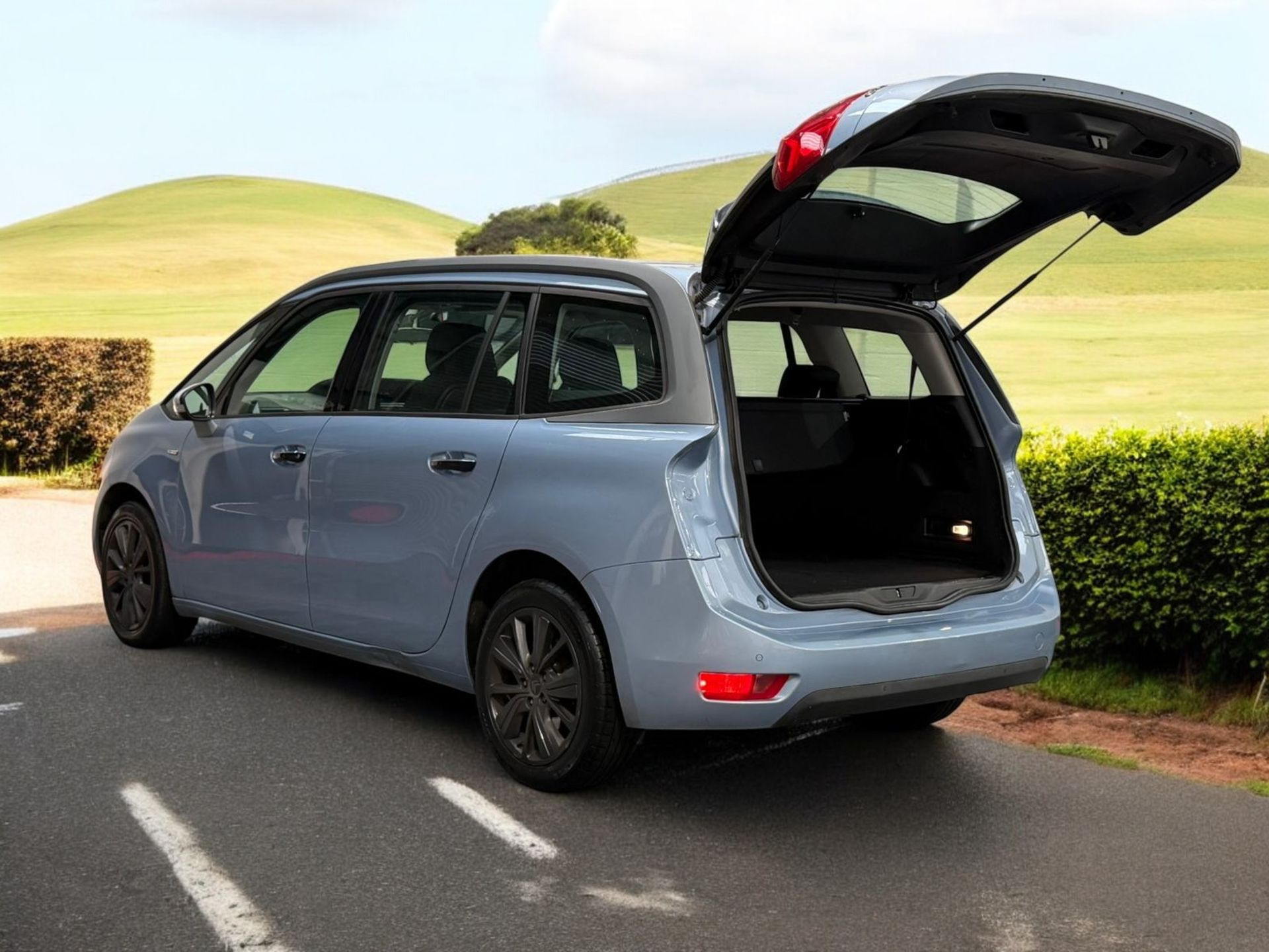 2014 CITROEN GRAND C4 PICASSO 1.6 E-HDI EXCLUSIVE – 7 SEATER >>--NO VAT ON HAMMER--<< - Image 27 of 49