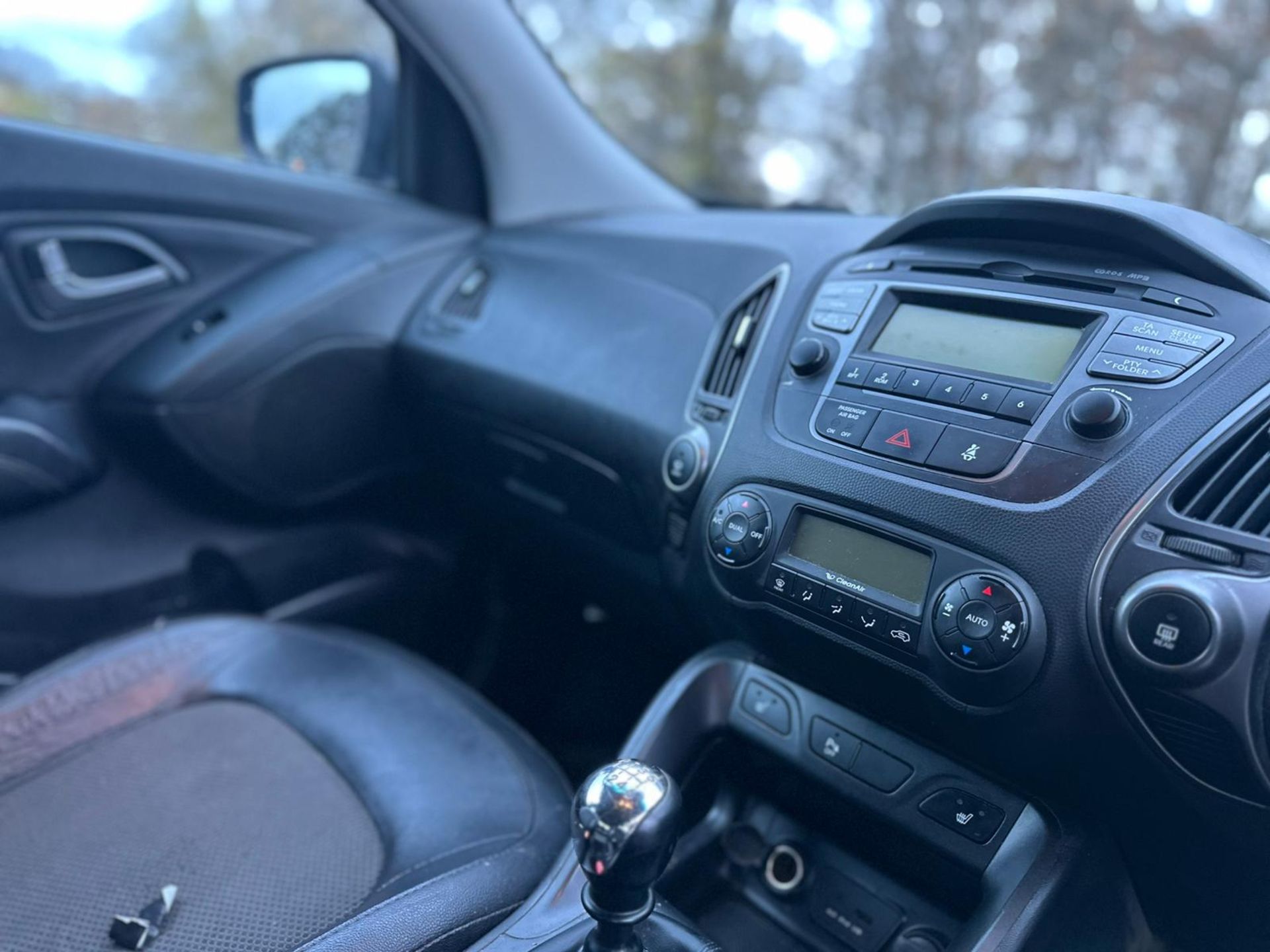 2014 HYUNDAI IX35 SE CRDI >>--NO VAT ON HAMMER--<< - Image 9 of 16