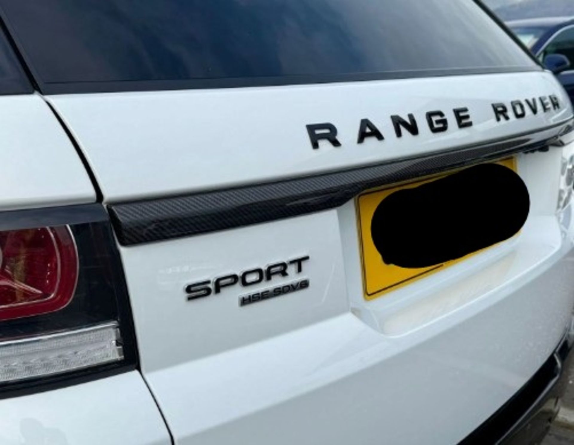 2017 LAND ROVER RANGE ROVER SPORT HSE SDV6 AUTO – WHITE – 98K MILES >>--NO VAT ON HAMMER--<< - Image 8 of 42