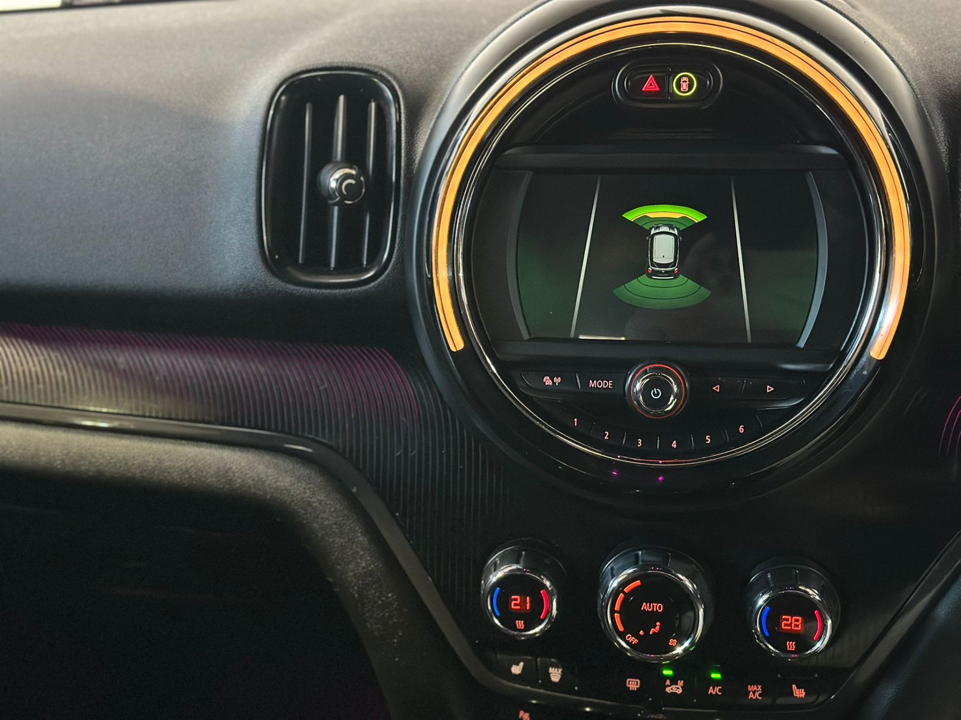 2017 MINI COUNTRYMAN COOPER ALL4 – GREAT SPEC – 2 OWNERS - 130K MILES >>--NO VAT ON HAMMER--<< - Image 44 of 51