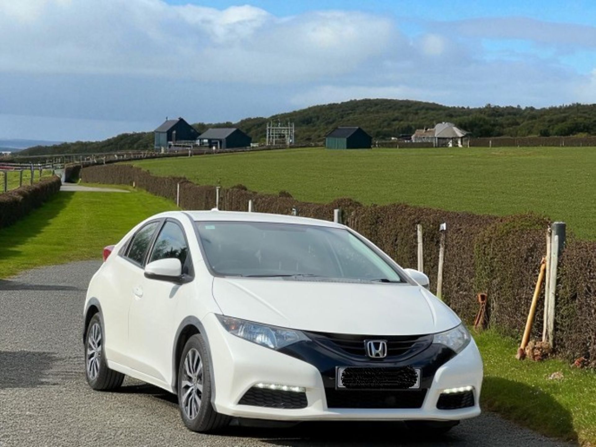 2014 HONDA CIVIC 1.6 I-DTEC S (S/S) 5DR >>--NO VAT ON HAMMER--<< - Image 2 of 36