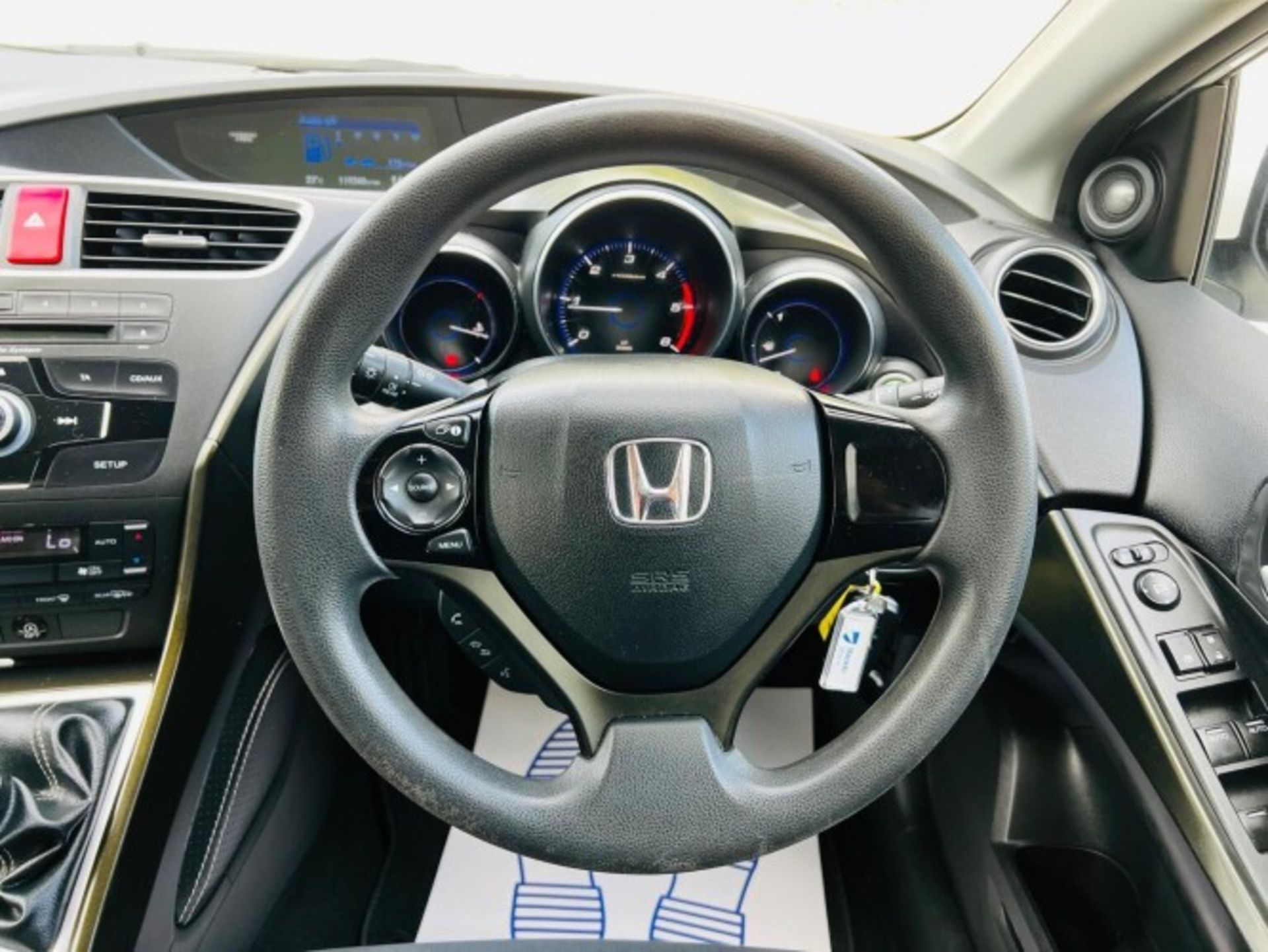 2014 HONDA CIVIC 1.6 I-DTEC S (S/S) 5DR >>--NO VAT ON HAMMER--<< - Image 14 of 36