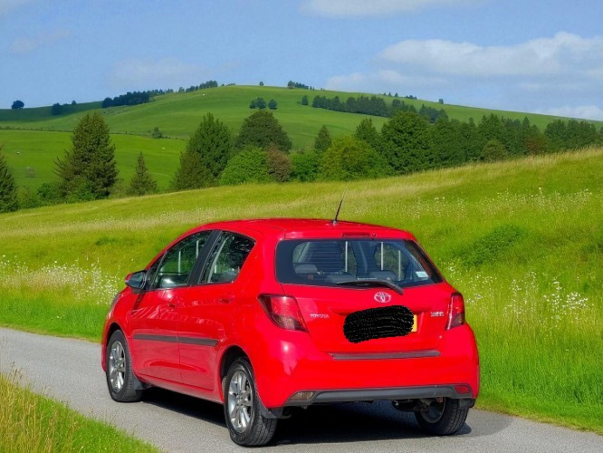 **(ONLY 100K MILEAGE)** 2015 TOYOTA YARIS 1.4 D-4D ICON – 5DR HATCHBACK>>--NO VAT ON HAMMER--<< - Image 9 of 38