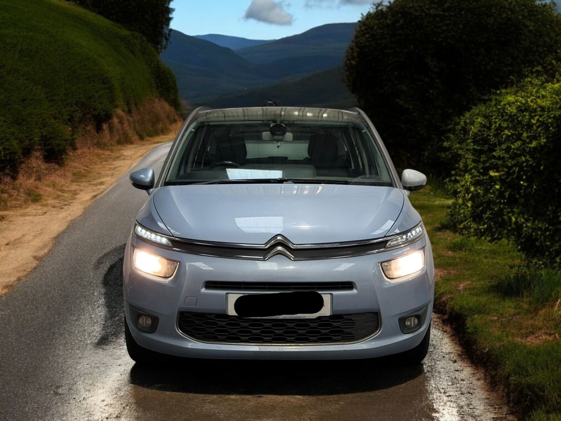 2014 CITROEN GRAND C4 PICASSO 1.6 E-HDI EXCLUSIVE – 7 SEATER >>--NO VAT ON HAMMER--<< - Image 8 of 49