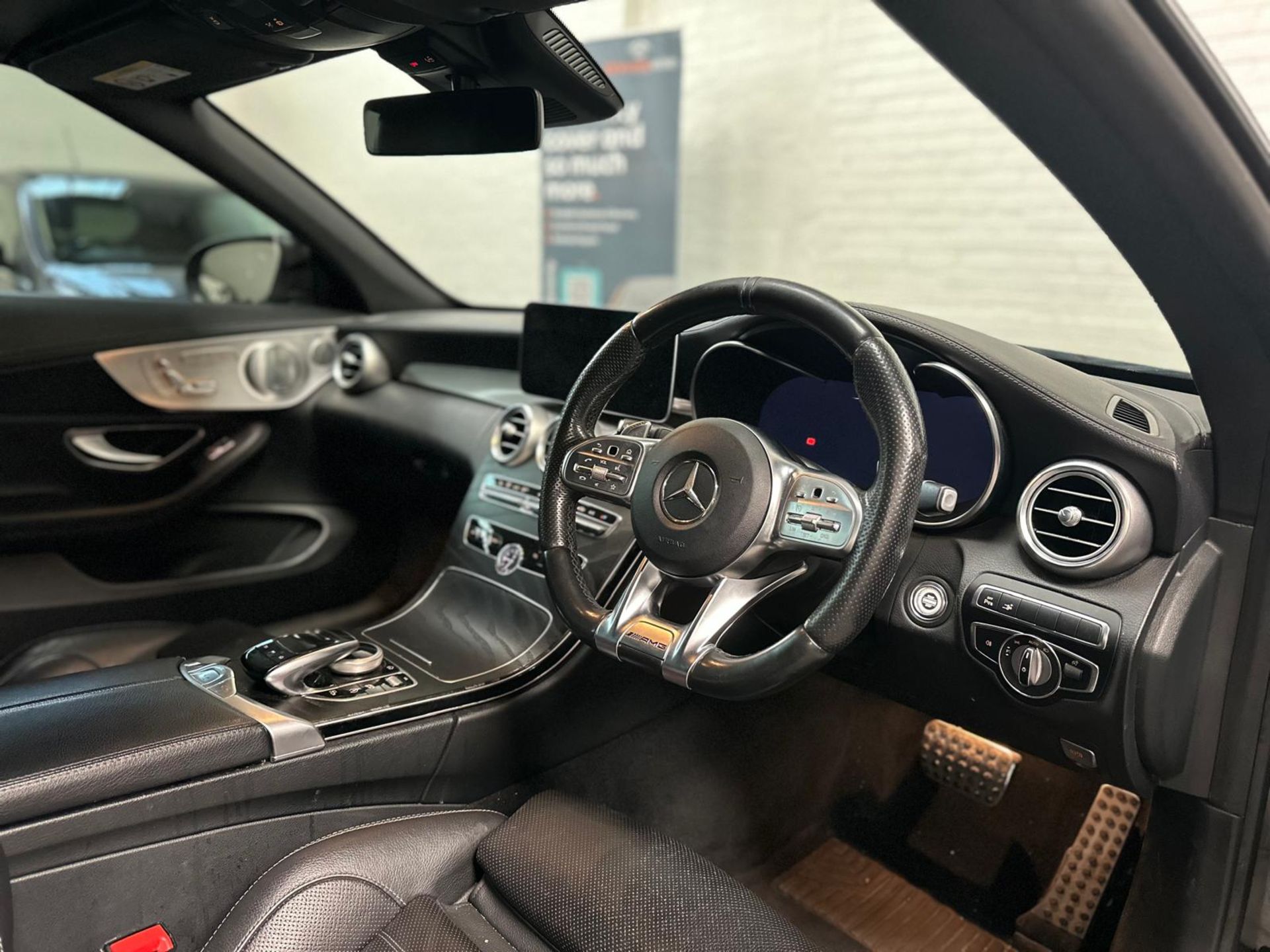2018 MERCEDES-BENZ C43 AMG PREMIUM PLUS 4MATIC AUTO – 3.0L PETROL – >>--NO VAT ON HAMMER--<< - Image 14 of 20