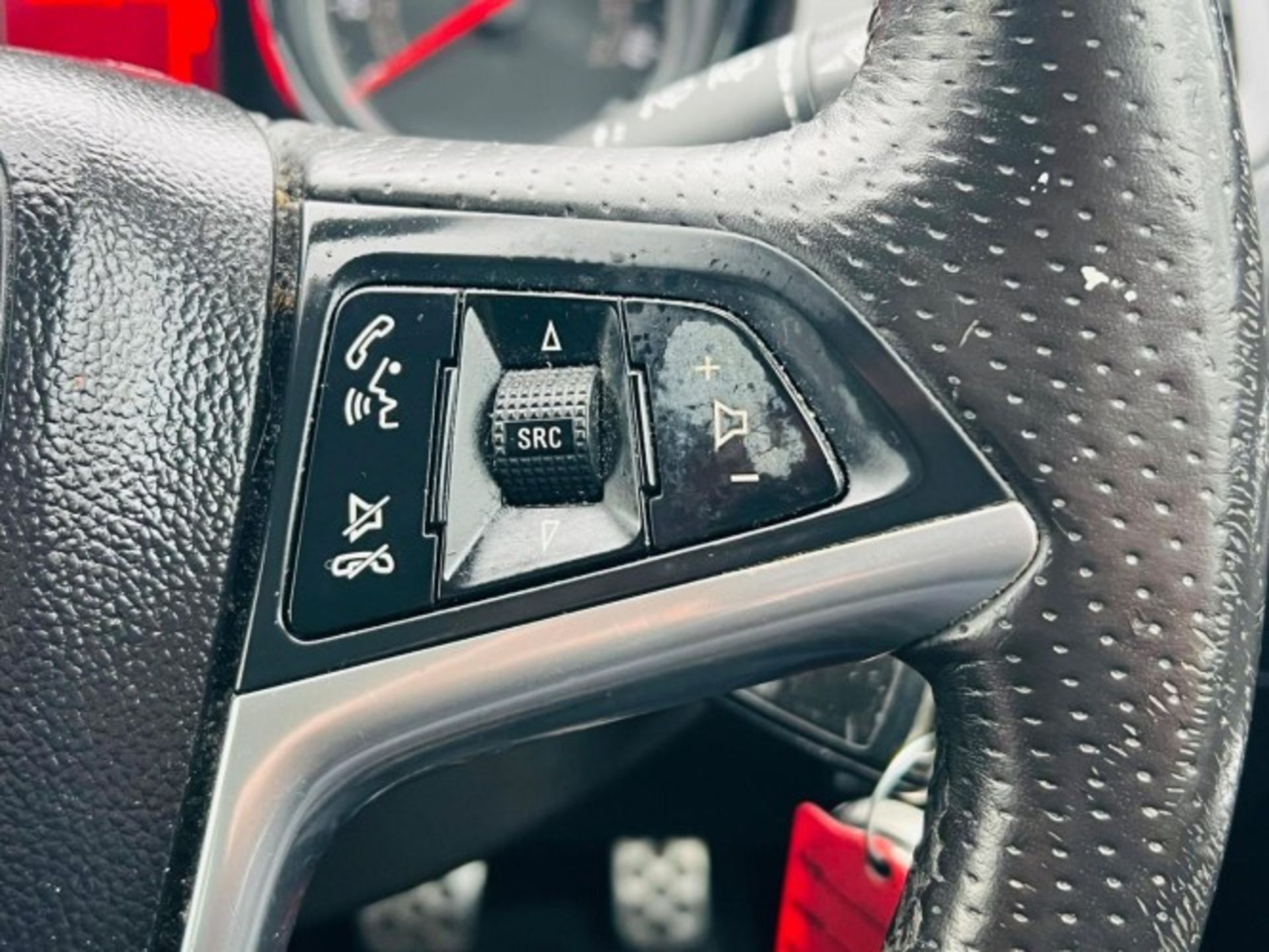 2013 VAUXHALL INSIGNIA 1.4T SRI SPORTS TOURER (S/S) 5DR – 100,909 MILES >>--NO VAT ON HAMMER--<< - Image 37 of 42