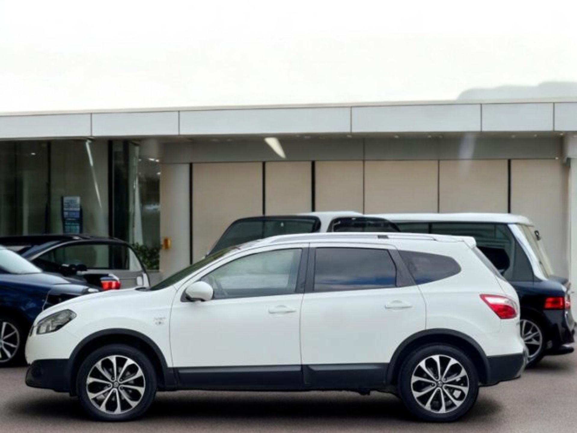 2012 NISSAN QASHQAI+2 1.6 N-TEC+ 2WD>>--NO VAT ON HAMMER--<< - Image 2 of 39