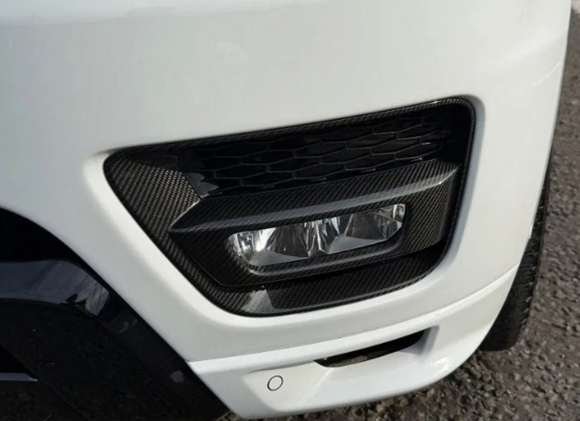 2017 LAND ROVER RANGE ROVER SPORT HSE SDV6 AUTO – WHITE – 98K MILES >>--NO VAT ON HAMMER--<< - Image 30 of 42