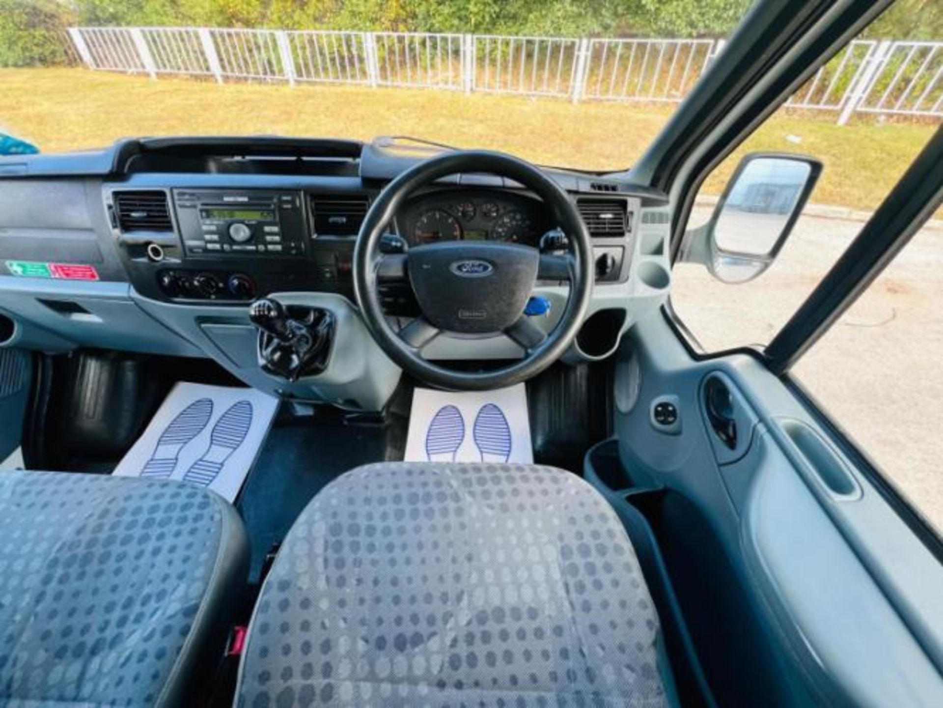 2011 FORD TRANSIT 2.4 TDCI 350 DURATORQ RWD L3 H2 MINIBUS >>--NO VAT ON HAMMER--<< - Image 28 of 46