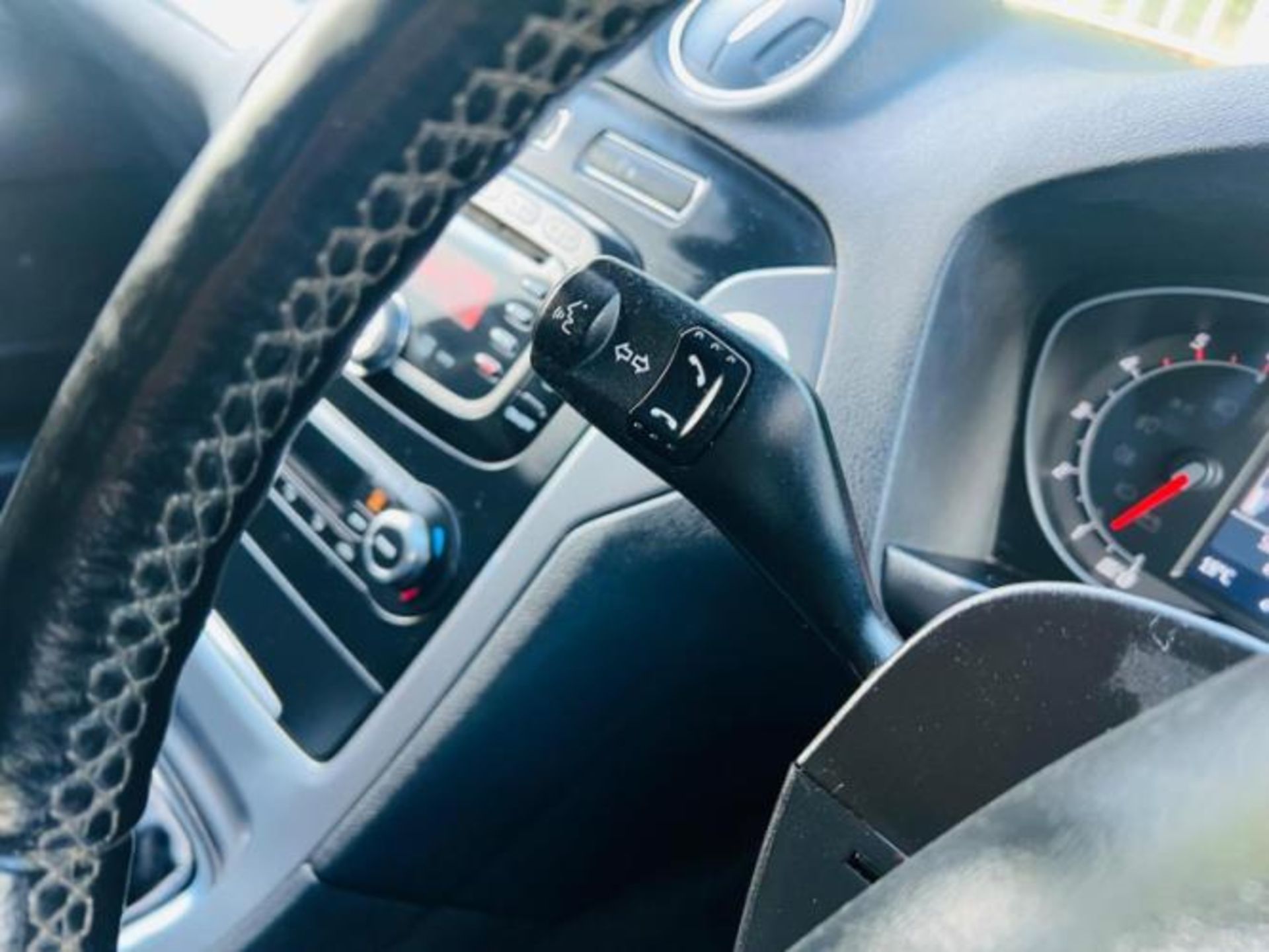 FORD MONDEO 2.0 TDCI TITANIUM X – 2012 >>--NO VAT ON HAMMER--<< - Image 17 of 37