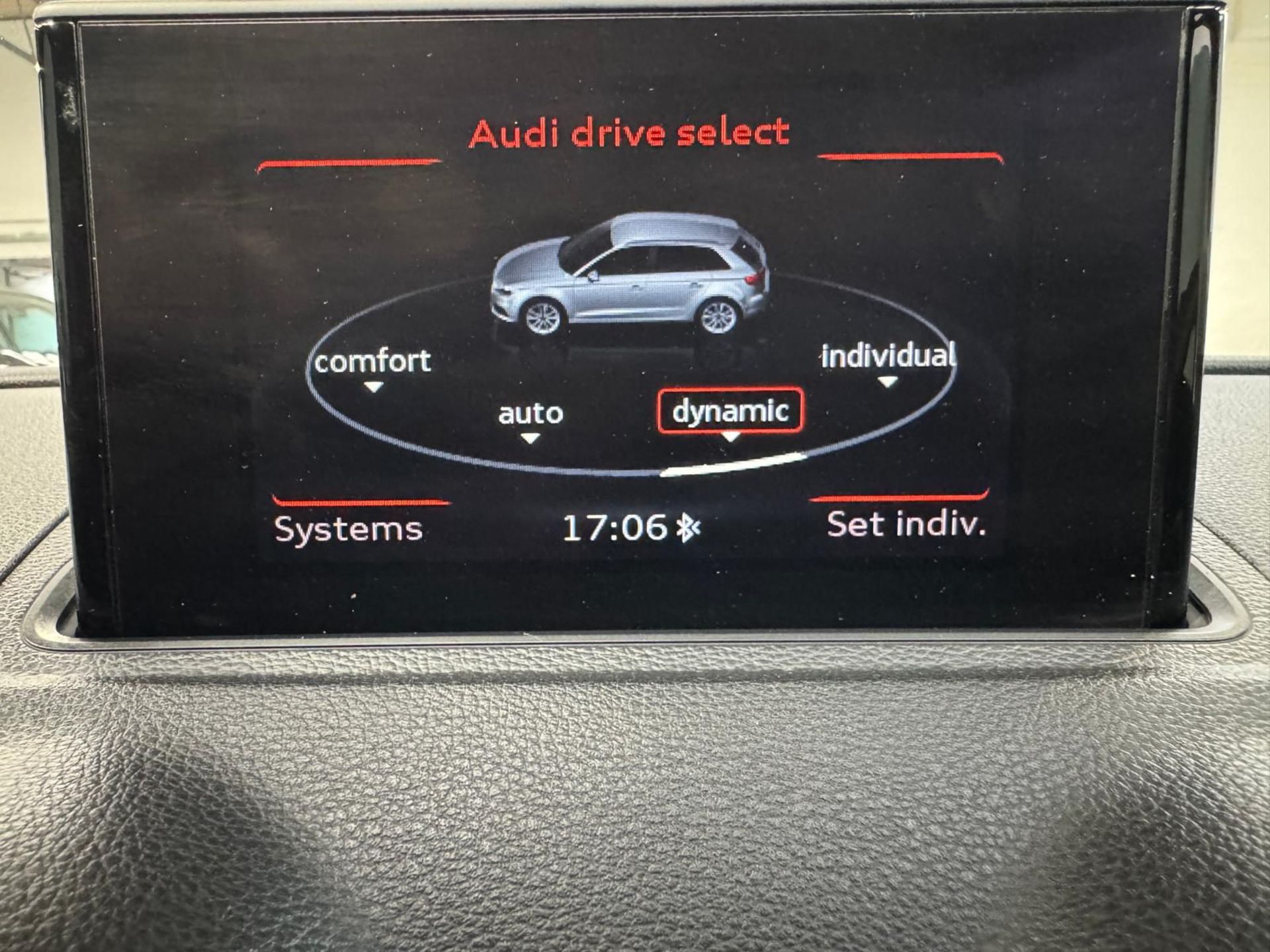 2016 AUDI RS3 NAV QUATTRO S-A – 60K MILES– SEMI AUTO – HATCHBACK >>--NO VAT ON HAMMER--<< - Image 39 of 46