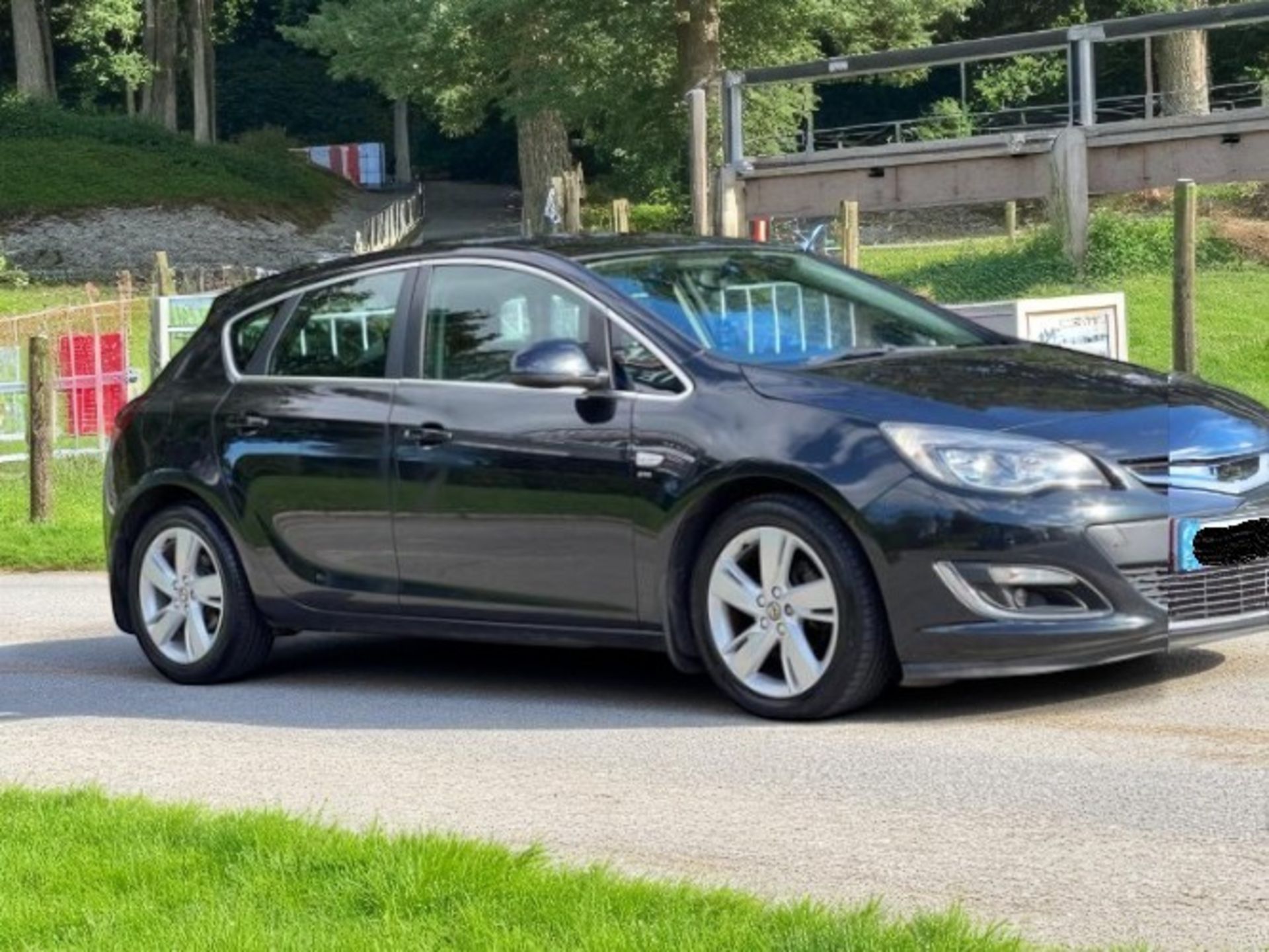 **(ONLY 109K MILEAGE)** 2013 VAUXHALL ASTRA 1.6 16V SRI 5-DOOR HATCHBACK>>--NO VAT ON HAMMER--<< - Image 3 of 40