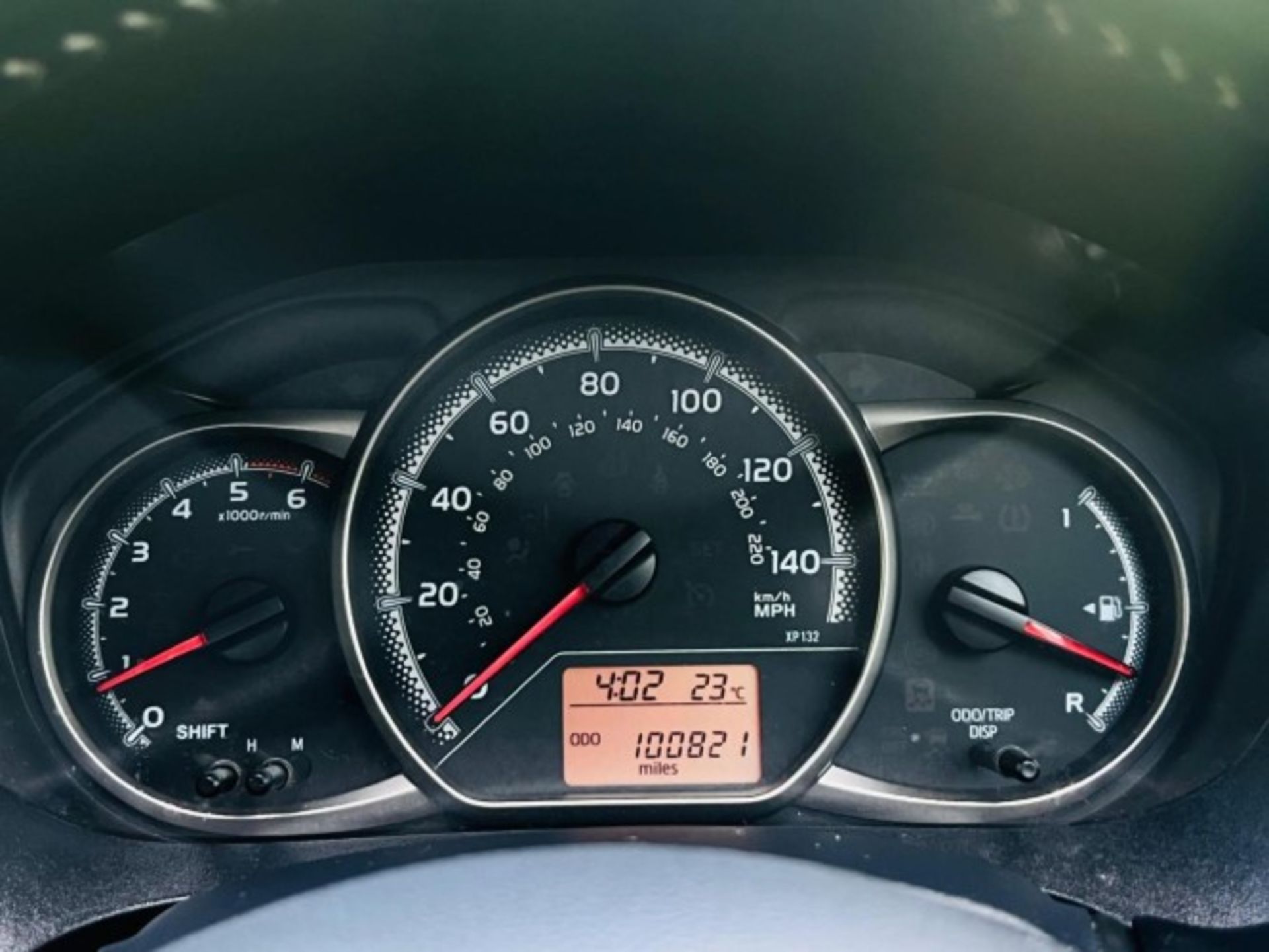 **(ONLY 100K MILEAGE)** 2015 TOYOTA YARIS 1.4 D-4D ICON – 5DR HATCHBACK>>--NO VAT ON HAMMER--<< - Image 19 of 38