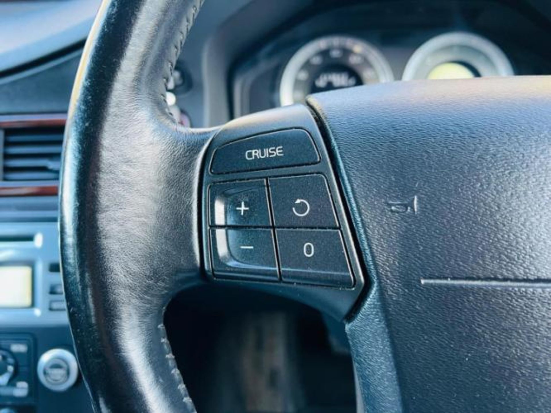 VOLVO S80 2.4 D5 SE LUX GEARTRONIC 4DR – 2008>>--NO VAT ON HAMMER--<< - Image 14 of 37