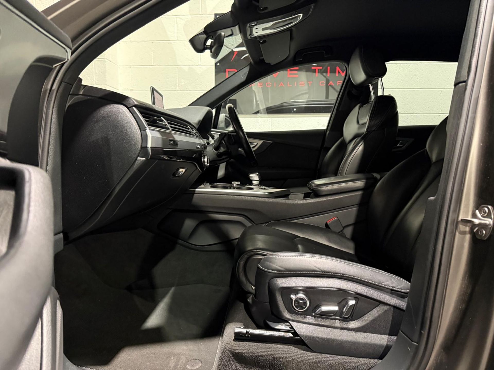 **(ONLY 102K MILEAGE)** 2016 AUDI Q7 3.0 TDI V6 S LINE TIPTRONIC >>--NO VAT ON HAMMER--<< - Image 31 of 48