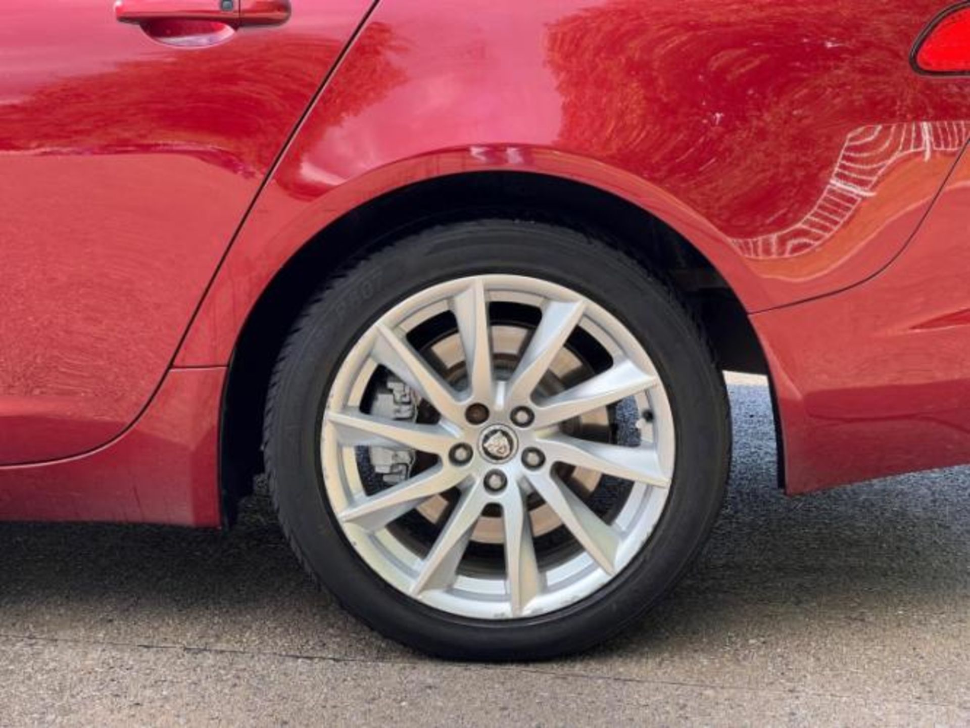 2012 JAGUAR XF 2.2D PREMIUM LUXURY AUTO (S/S) 4DR >>--NO VAT ON HAMMER--<< - Image 27 of 41