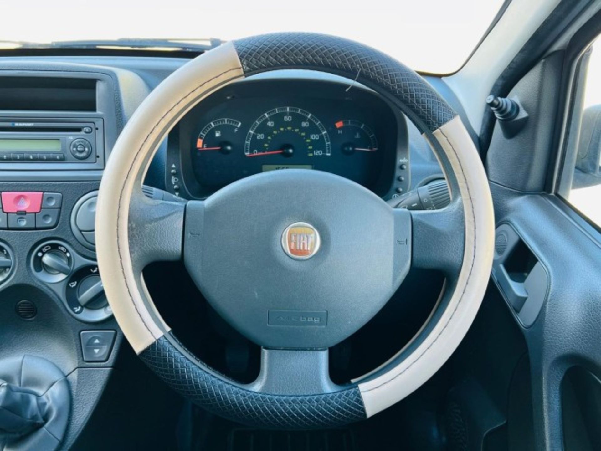 2009 FIAT PANDA ACTIVE ECO – 1.1 PETROL >>--NO VAT ON HAMMER--<< - Image 27 of 43