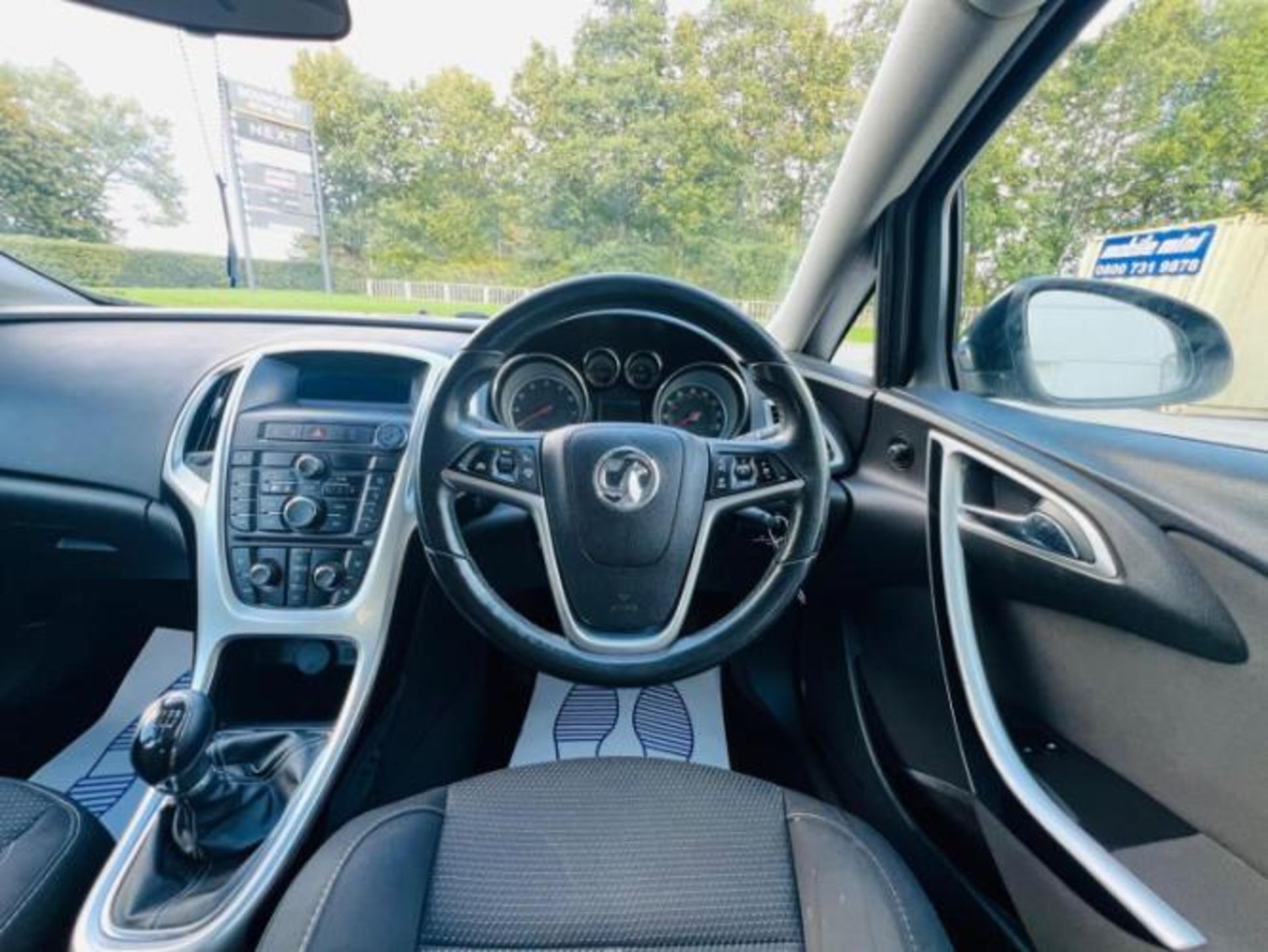 **(ONLY 109K MILEAGE)** 2013 VAUXHALL ASTRA 1.6 16V SRI 5-DOOR HATCHBACK>>--NO VAT ON HAMMER--<< - Image 21 of 40