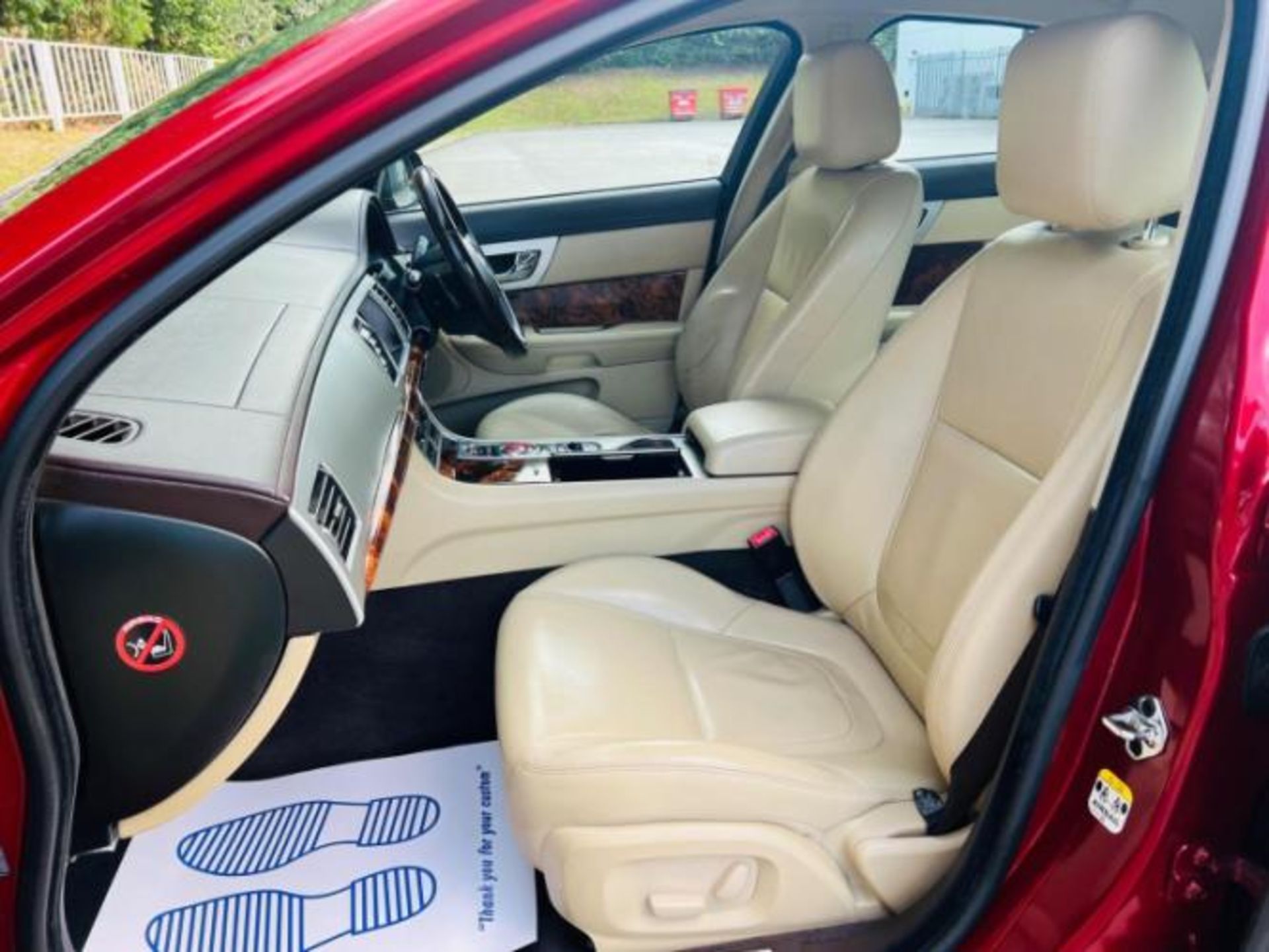 2012 JAGUAR XF 2.2D PREMIUM LUXURY AUTO (S/S) 4DR >>--NO VAT ON HAMMER--<< - Image 16 of 41