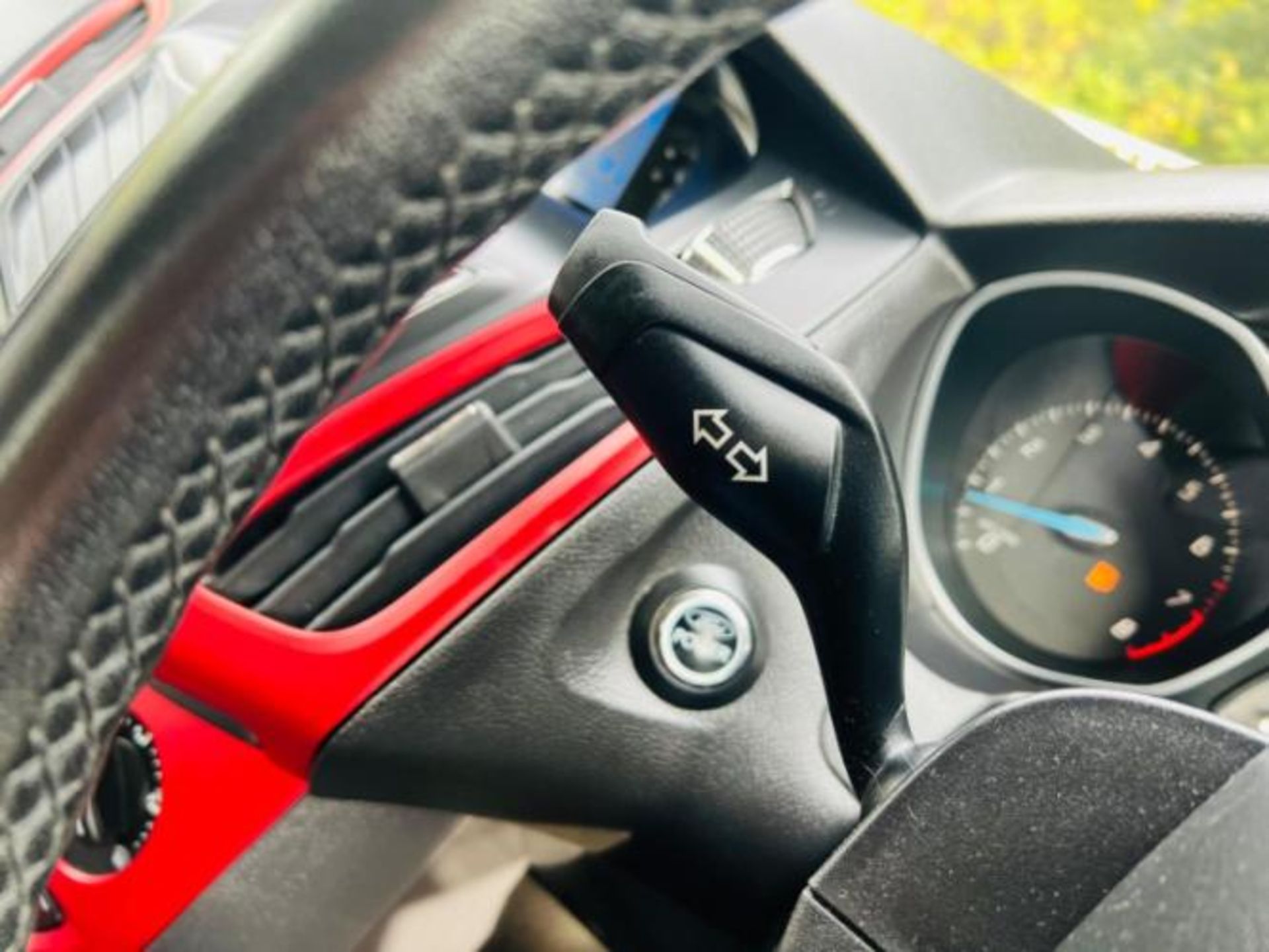 2012 FORD FOCUS 1.6T ECOBOOST ZETEC S (S/S) 5DR HATCHBACK>>--NO VAT ON HAMMER--<< - Image 22 of 40