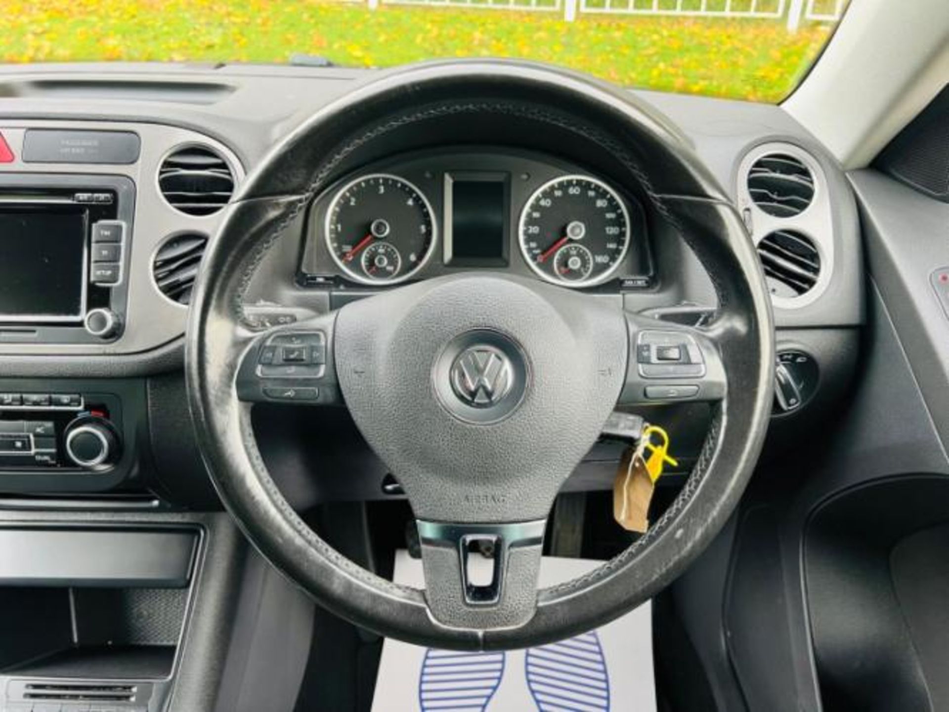 2011 VOLKSWAGEN TIGUAN 2.0 TDI BLUEMOTION TECH MATCH 2WD (S/S) 5DR >>--NO VAT ON HAMMER--<< - Image 20 of 33