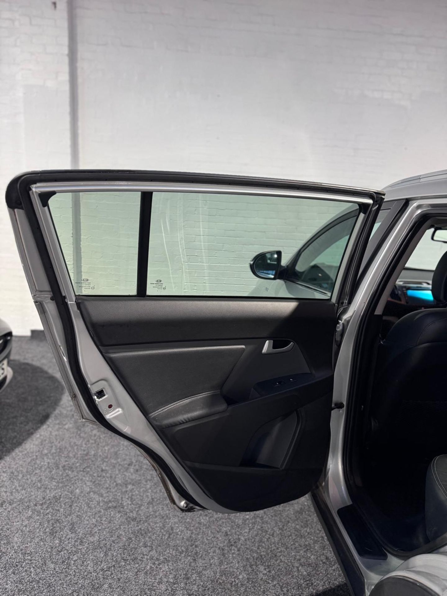 2012 KIA SPORTAGE KX-3 SAT NAV CRDI >>--NO VAT ON HAMMER--<< - Image 34 of 43