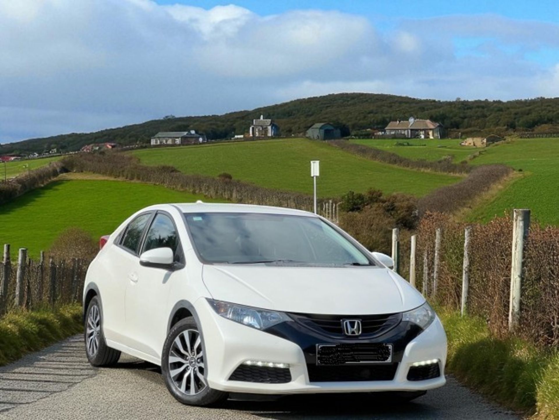 2014 HONDA CIVIC 1.6 I-DTEC S (S/S) 5DR >>--NO VAT ON HAMMER--<< - Image 5 of 36