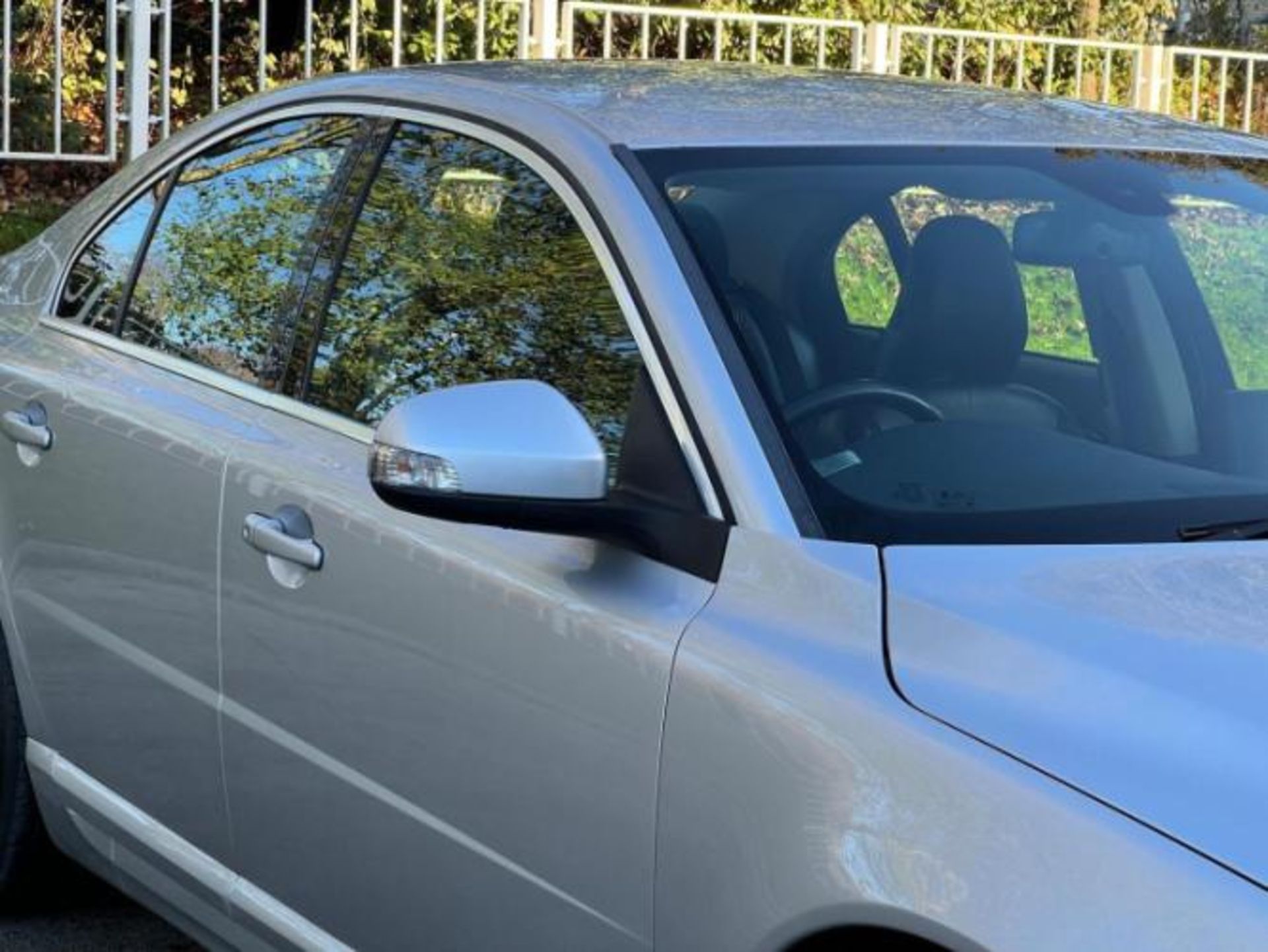 VOLVO S80 2.4 D5 SE LUX GEARTRONIC 4DR – 2008>>--NO VAT ON HAMMER--<< - Image 27 of 37