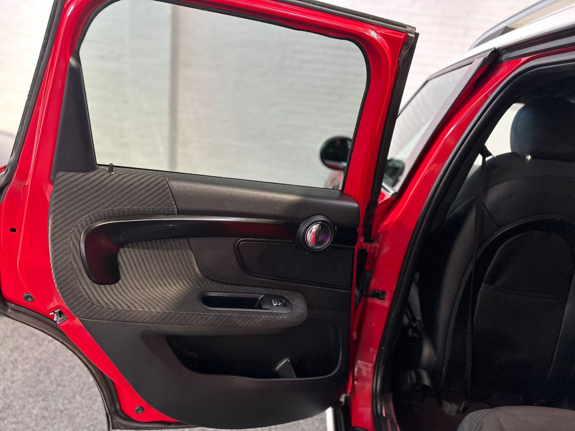 2017 MINI COUNTRYMAN COOPER ALL4 – GREAT SPEC – 2 OWNERS - 130K MILES >>--NO VAT ON HAMMER--<< - Image 50 of 51