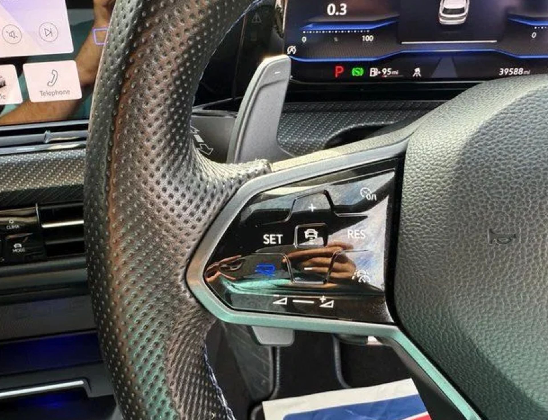 2021 VOLKSWAGEN GOLF R 2.0 TSI 4MOTION DSG – 41K MILES – BLACK – EURO 6 >>--NO VAT ON HAMMER--<< - Image 30 of 31