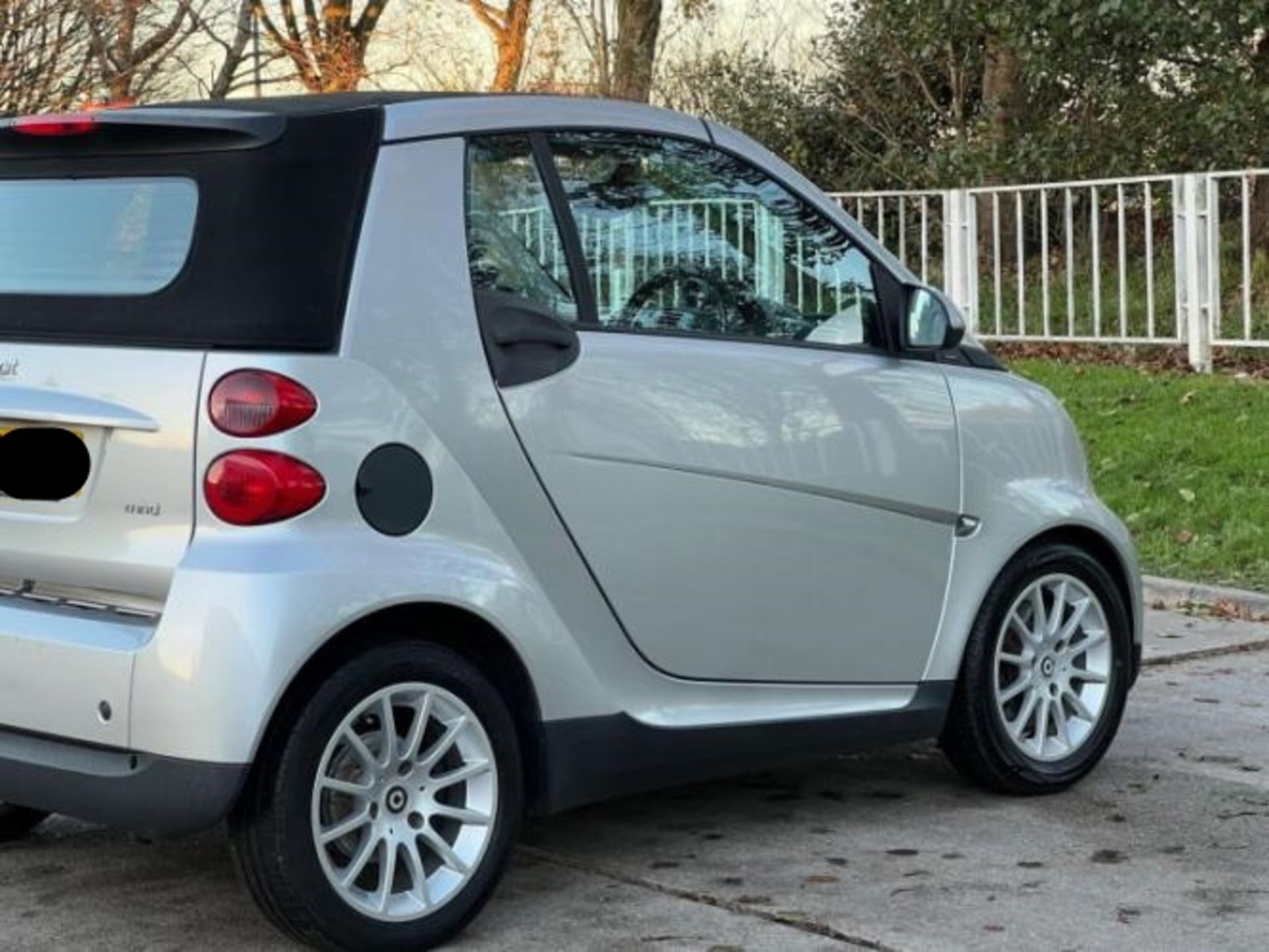 SMART FORTWO 1.0 MHD PASSION CABRIOLET AUTO 2DR – 2009>>--NO VAT ON HAMMER--<< - Image 4 of 36