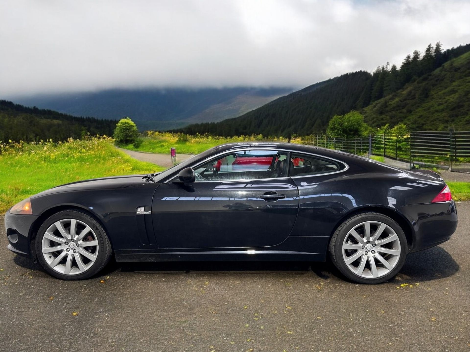 2007 JAGUAR XK 4.2 V8 AUTO – ULEZ COMPLIANT– HUGE HISTORY >>--NO VAT ON HAMMER--<< - Image 6 of 35