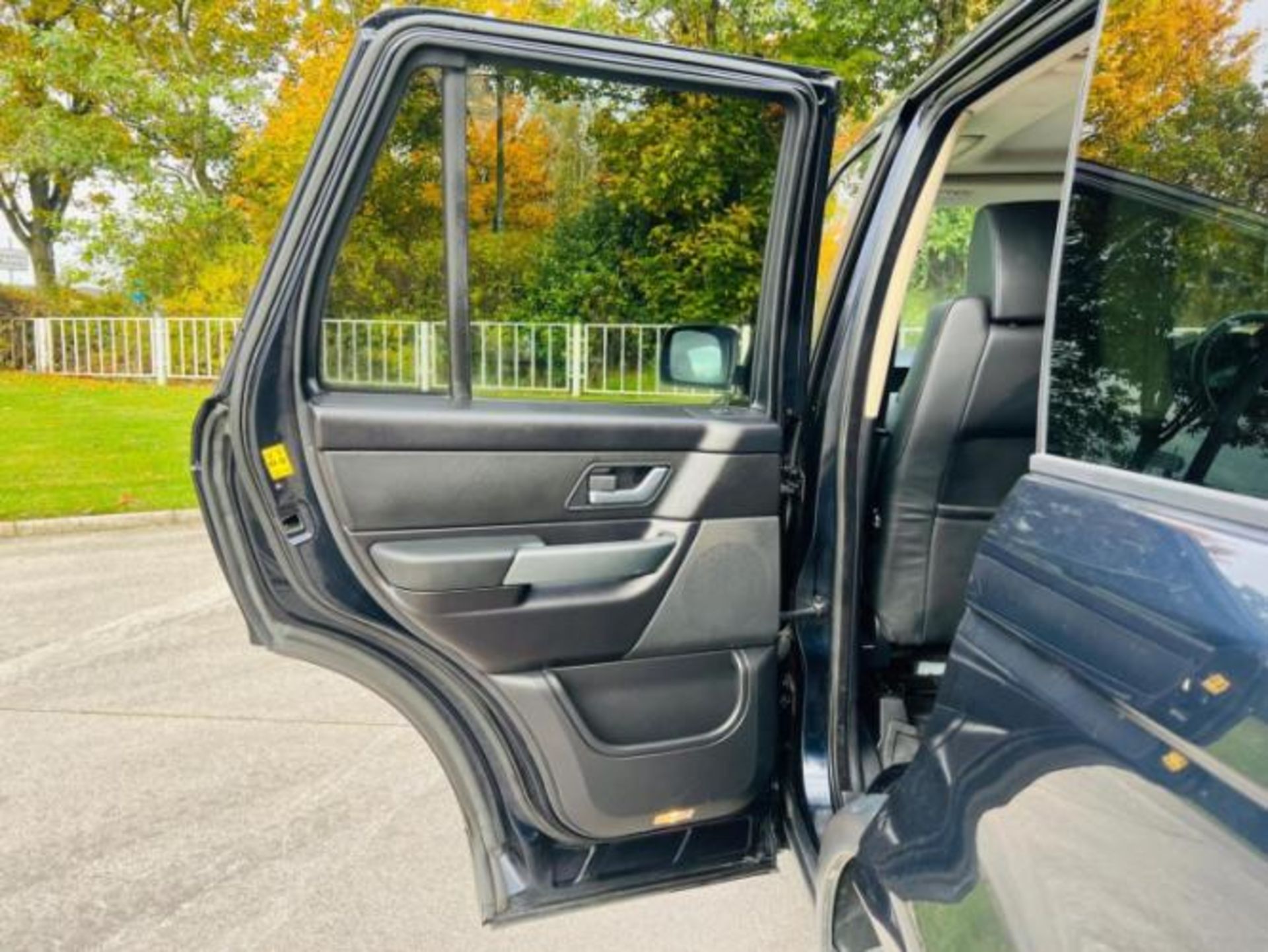 2006 LAND ROVER RANGE ROVER SPORT 2.7 TD V6 HSE STATION WAGON 5DR>>--NO VAT ON HAMMER--<< - Image 24 of 41