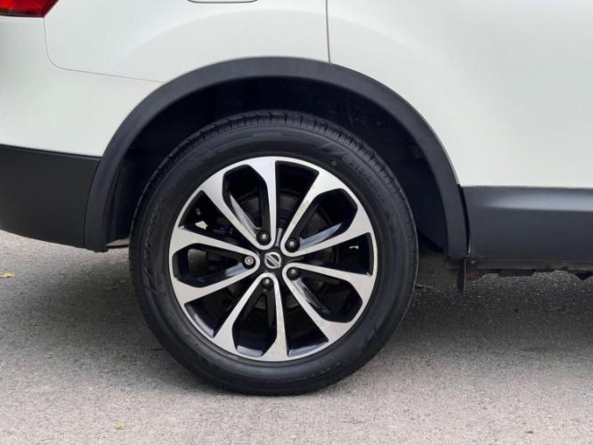 2012 NISSAN QASHQAI+2 1.6 N-TEC+ 2WD>>--NO VAT ON HAMMER--<< - Image 23 of 39