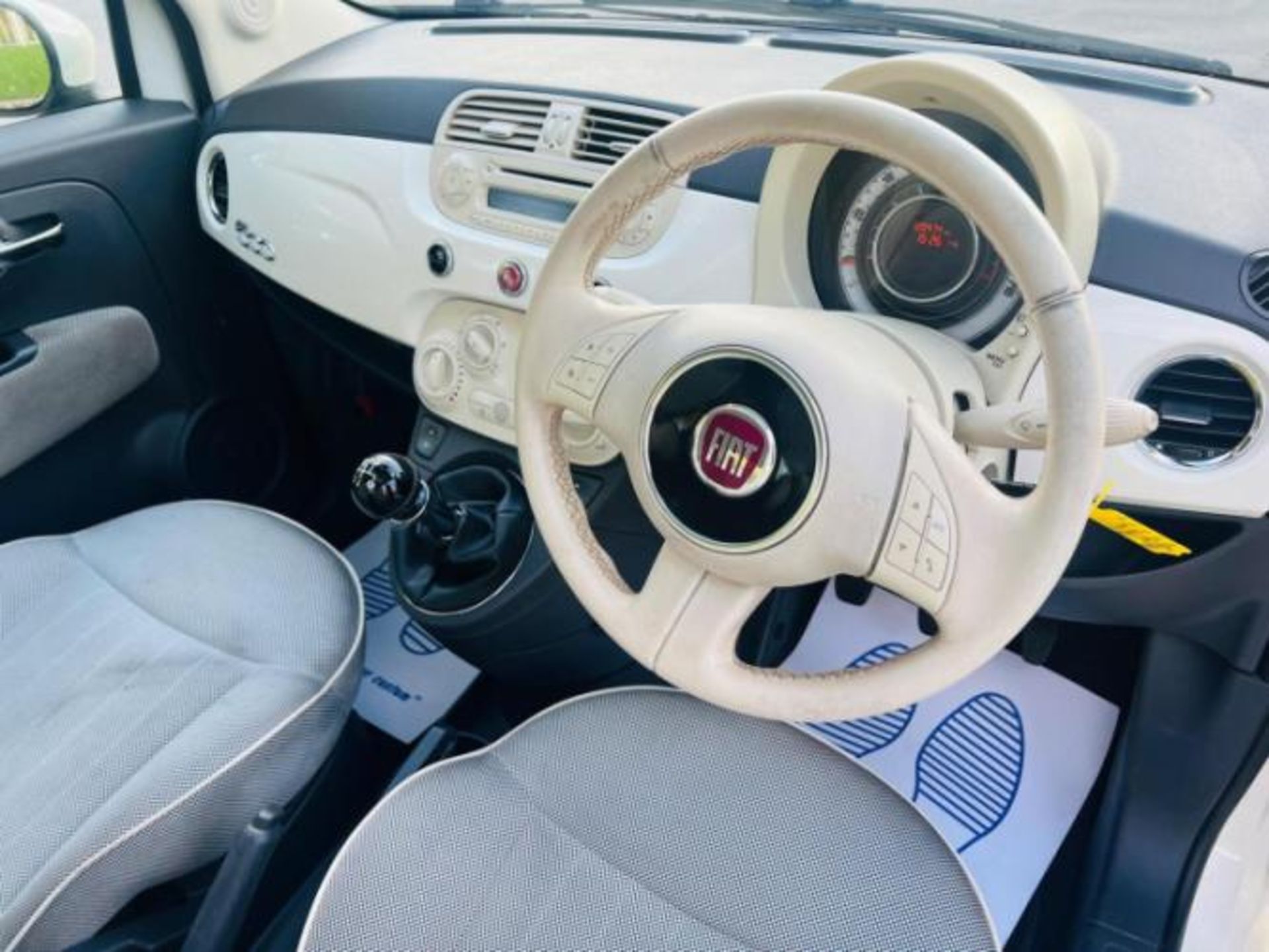 2012 FIAT 500 LOUNGE 1.2 (S/S) 3DR >>--NO VAT ON HAMMER--<< - Image 10 of 21