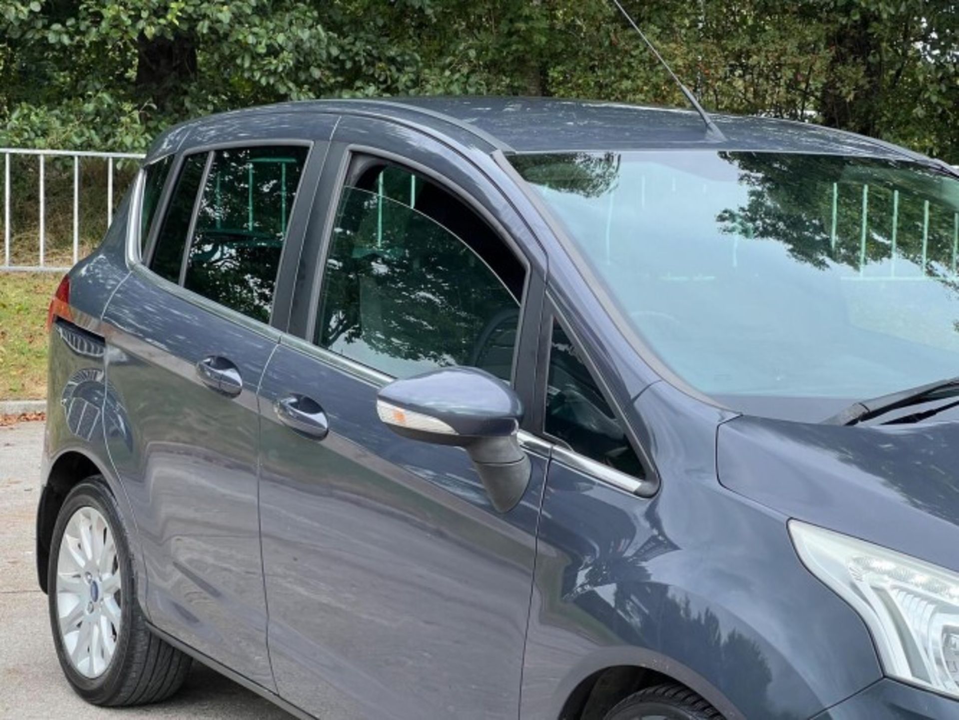 2014 FORD B-MAX 1.6 TDCI TITANIUM 5DR >>--NO VAT ON HAMMER--<< - Image 29 of 38