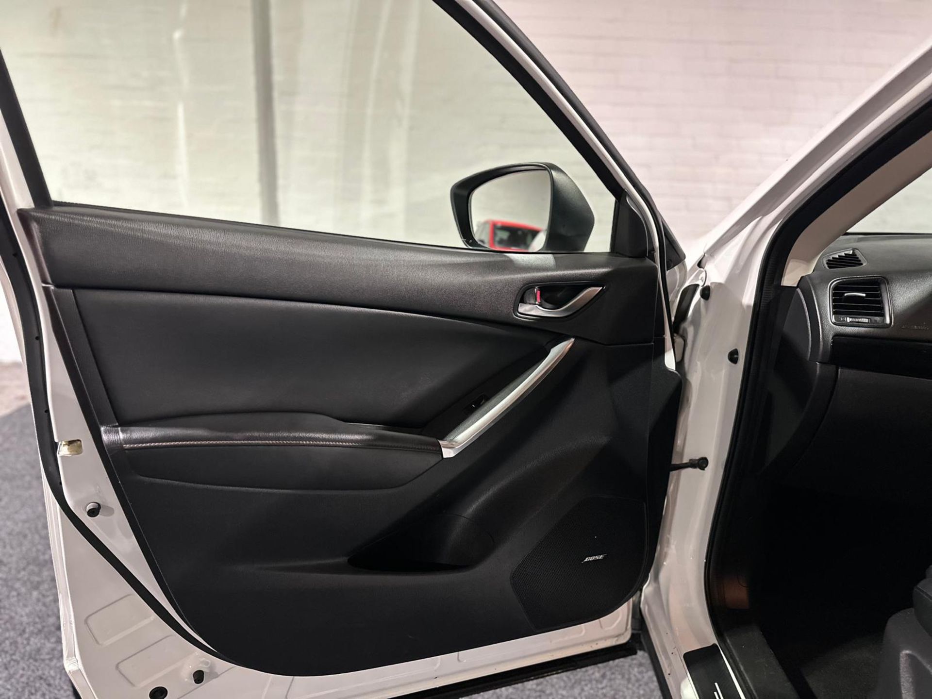 2014 MAZDA CX-5 SPORT NAV D 4X4 >>--NO VAT ON HAMMER--<< - Image 32 of 45