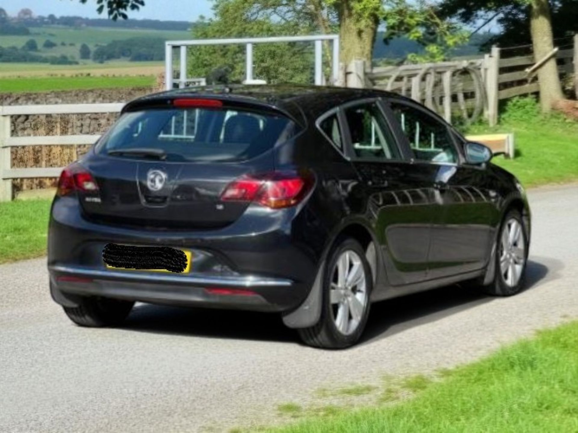 **(ONLY 109K MILEAGE)** 2013 VAUXHALL ASTRA 1.6 16V SRI 5-DOOR HATCHBACK>>--NO VAT ON HAMMER--<< - Image 9 of 40
