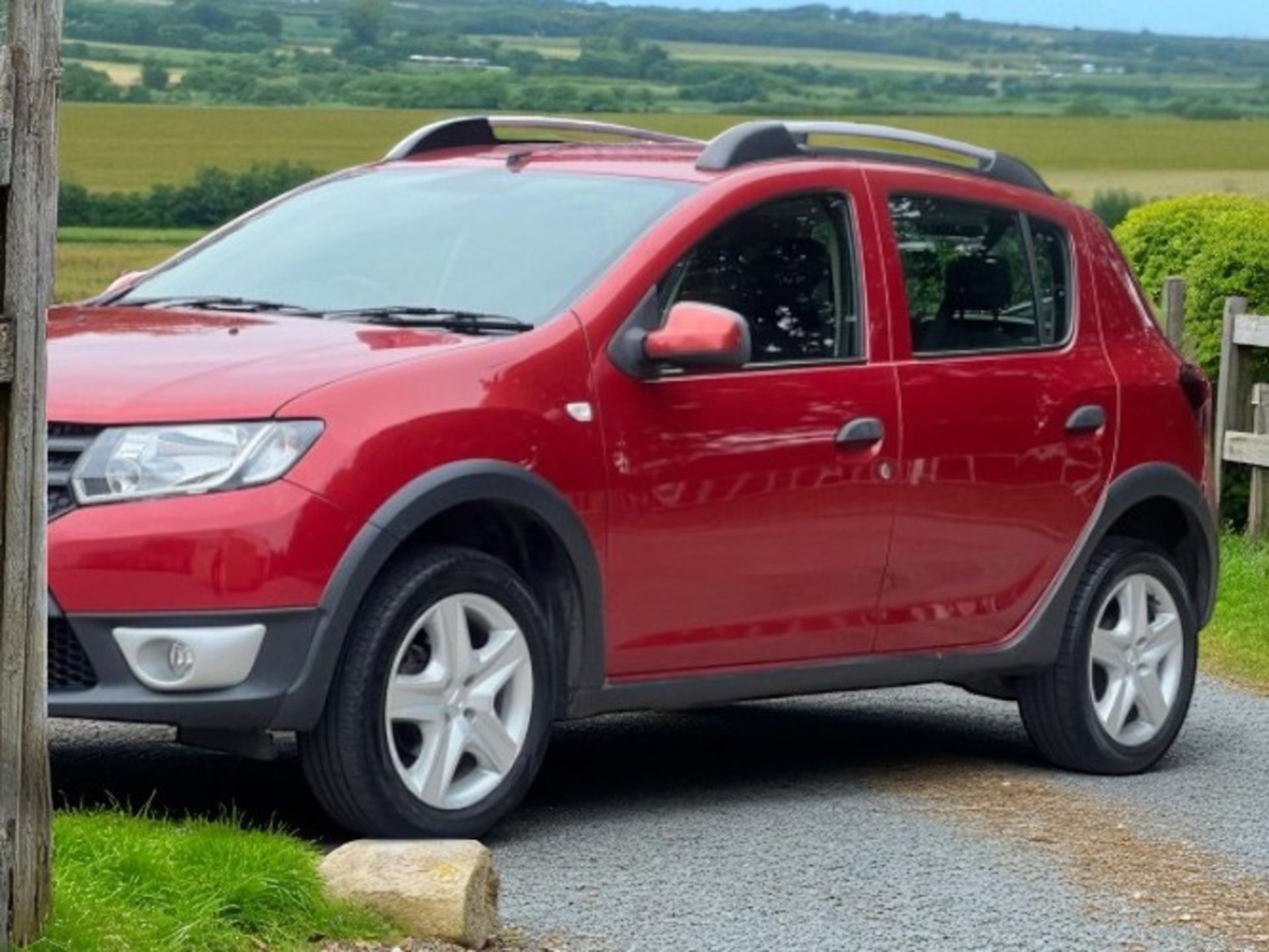 2014 DACIA SANDERO STEPWAY 1.5 DCI AMBIANCE 5DR>>--NO VAT ON HAMMER--<< - Image 7 of 36